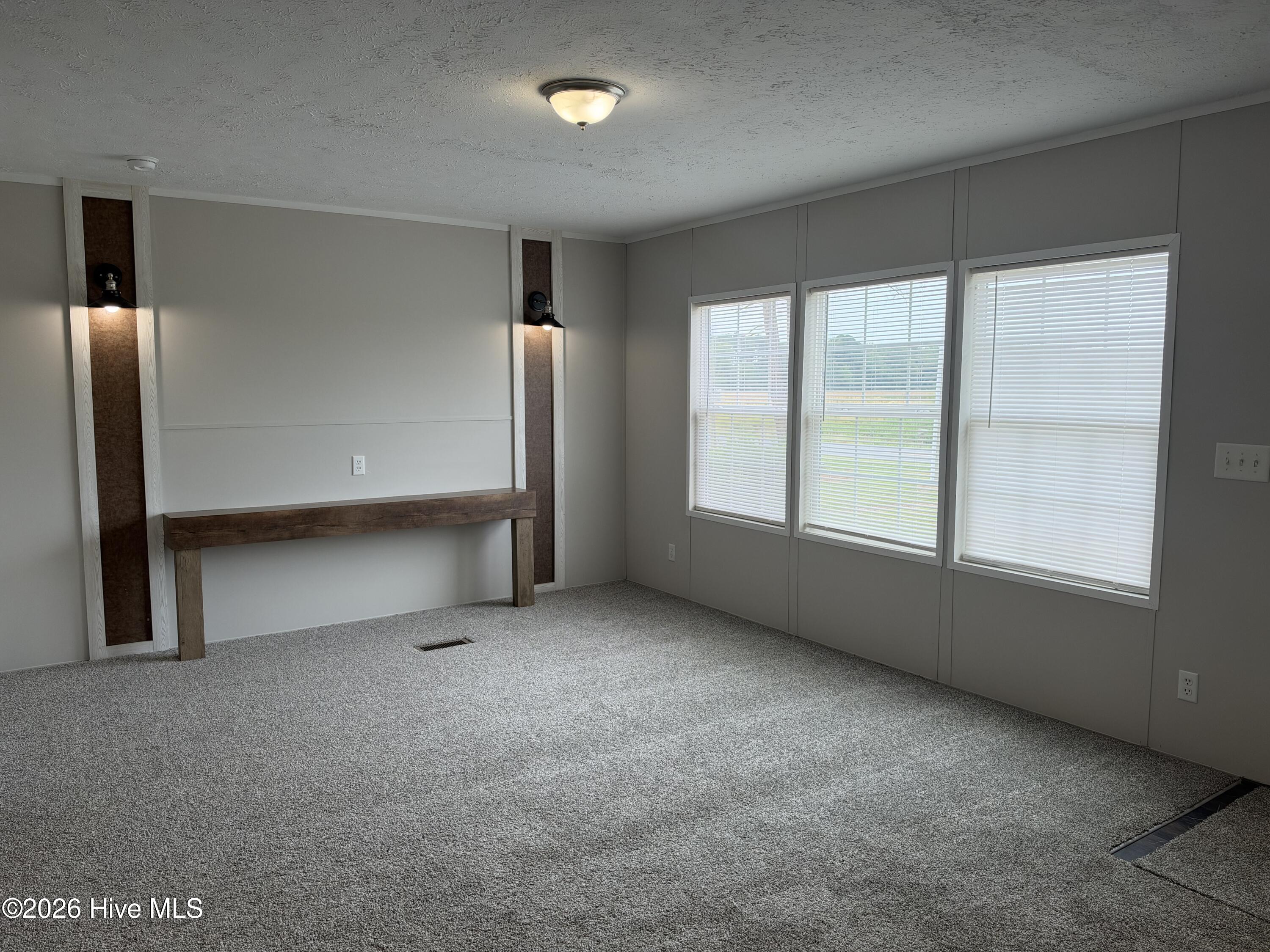 3189 Roy Beach Road Property Photo 8