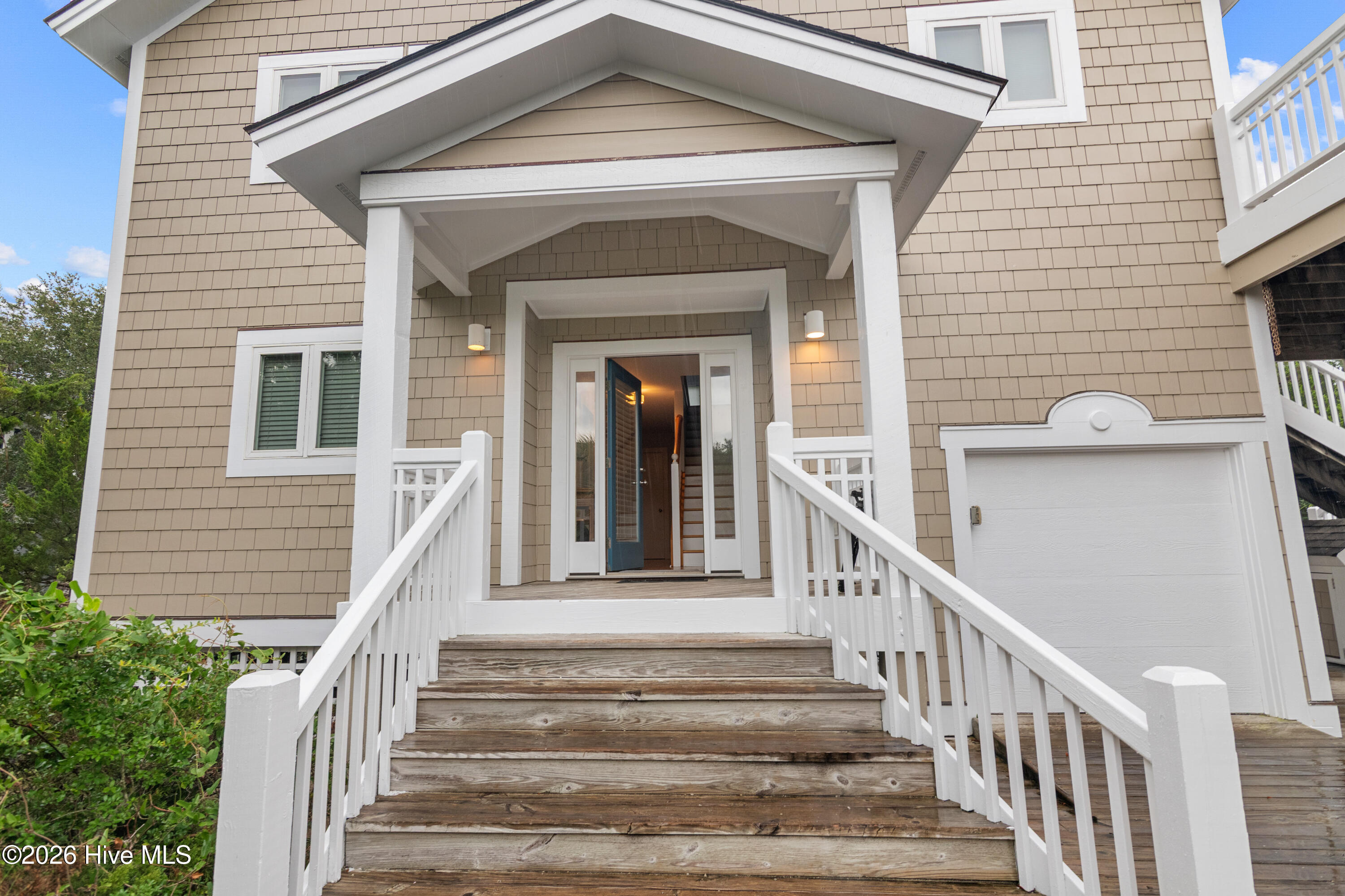 8 Royal Tern Court Property Photo 4