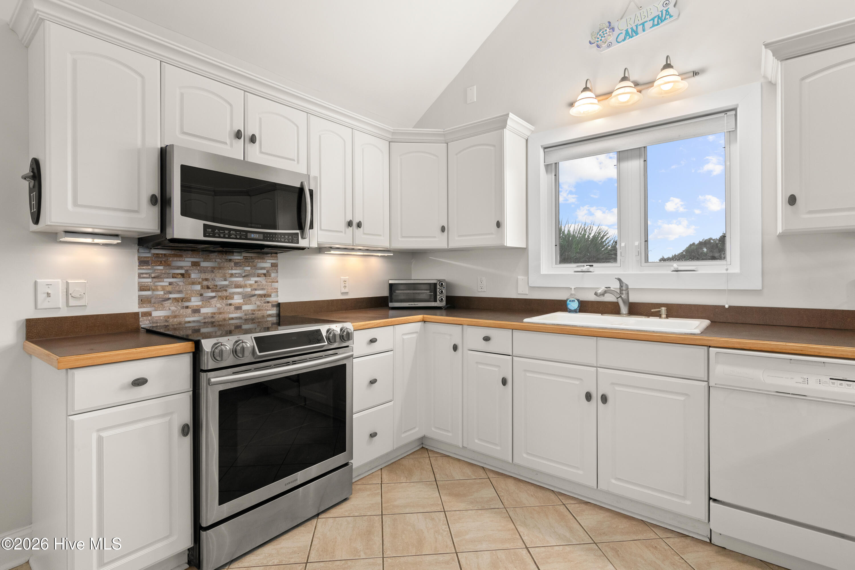 8 Royal Tern Court Property Photo 11