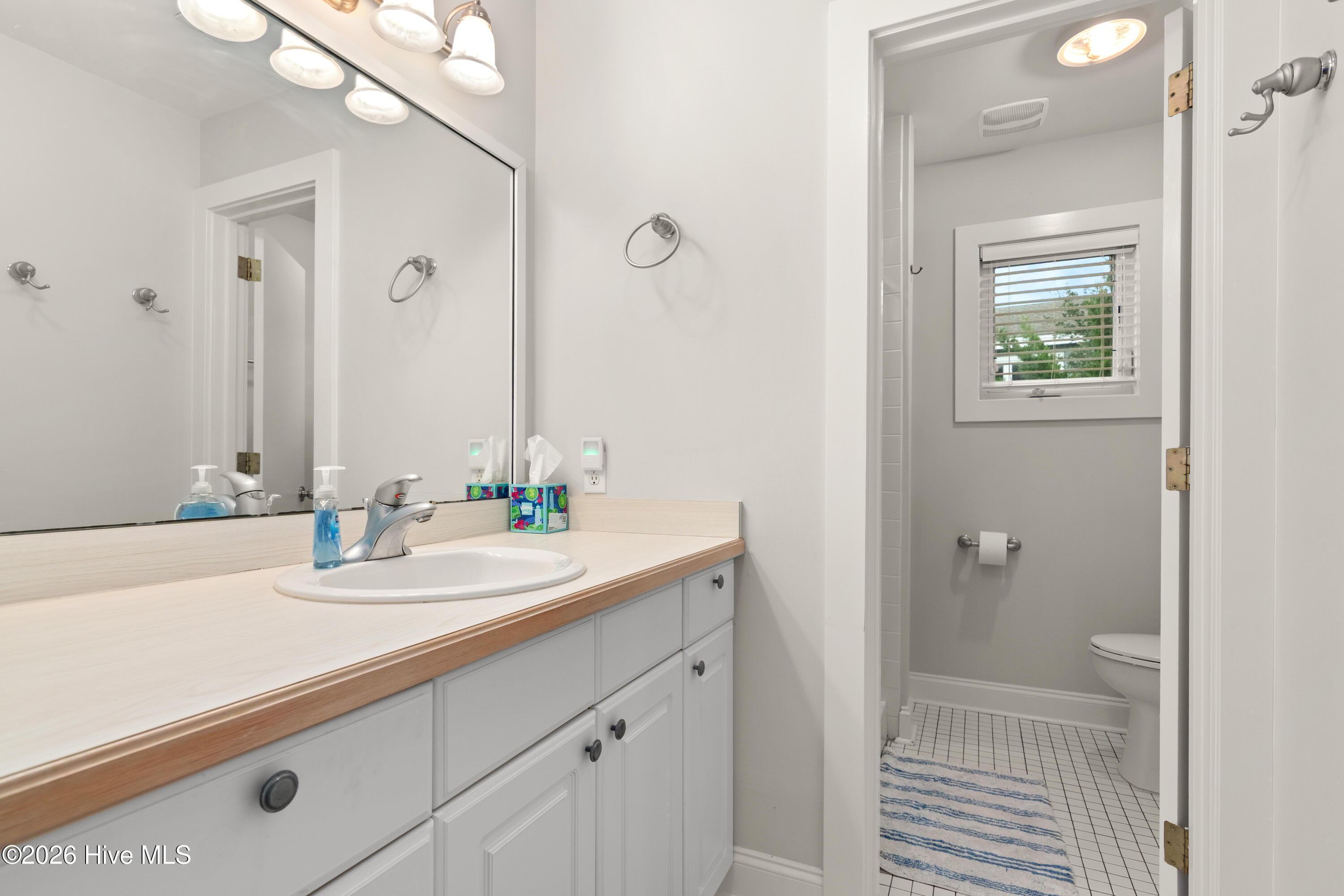 8 Royal Tern Court Property Photo 17