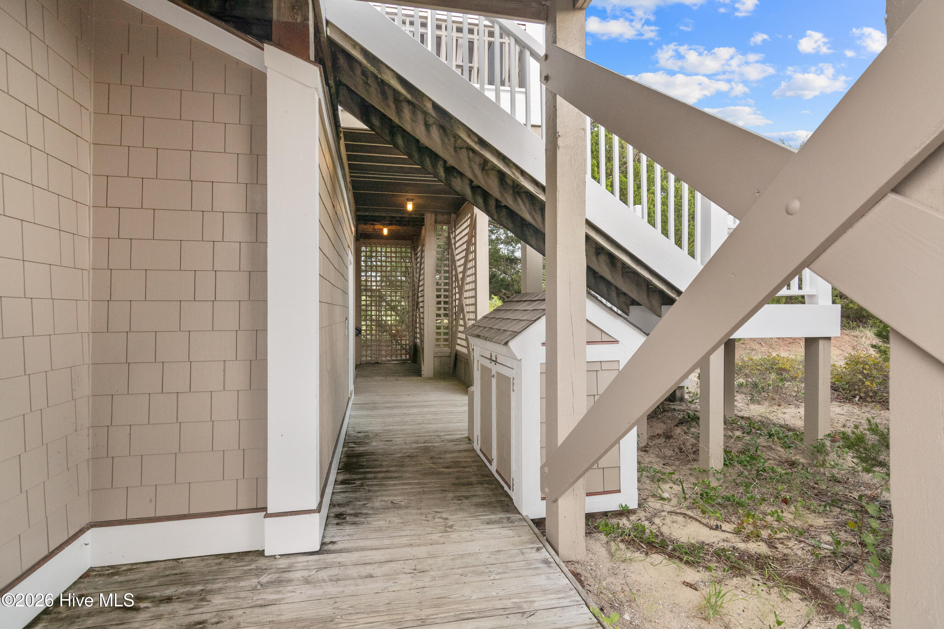 8 Royal Tern Court Property Photo 27
