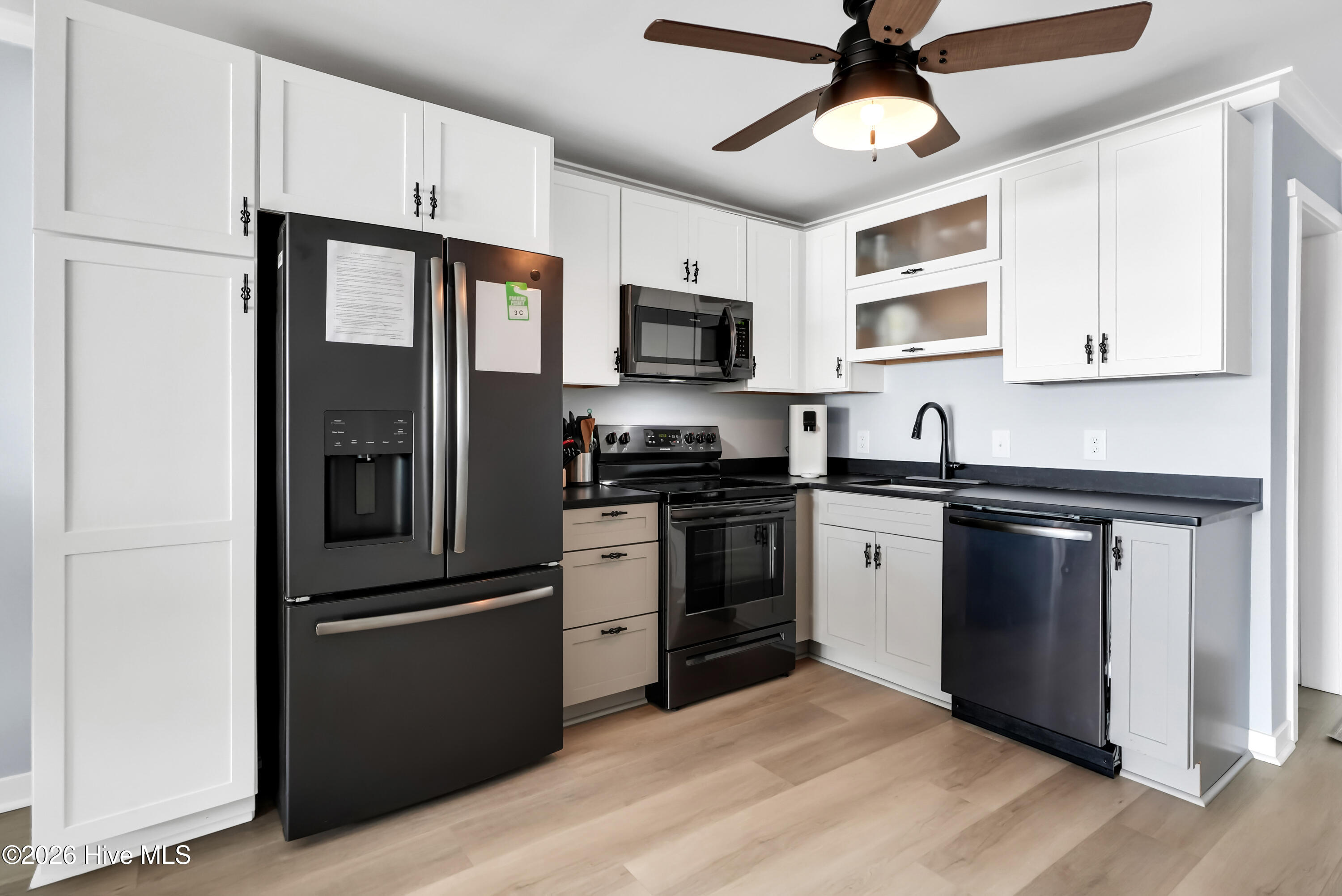 918 N Carolina Beach Avenue N Unit 3c Property Photo 8