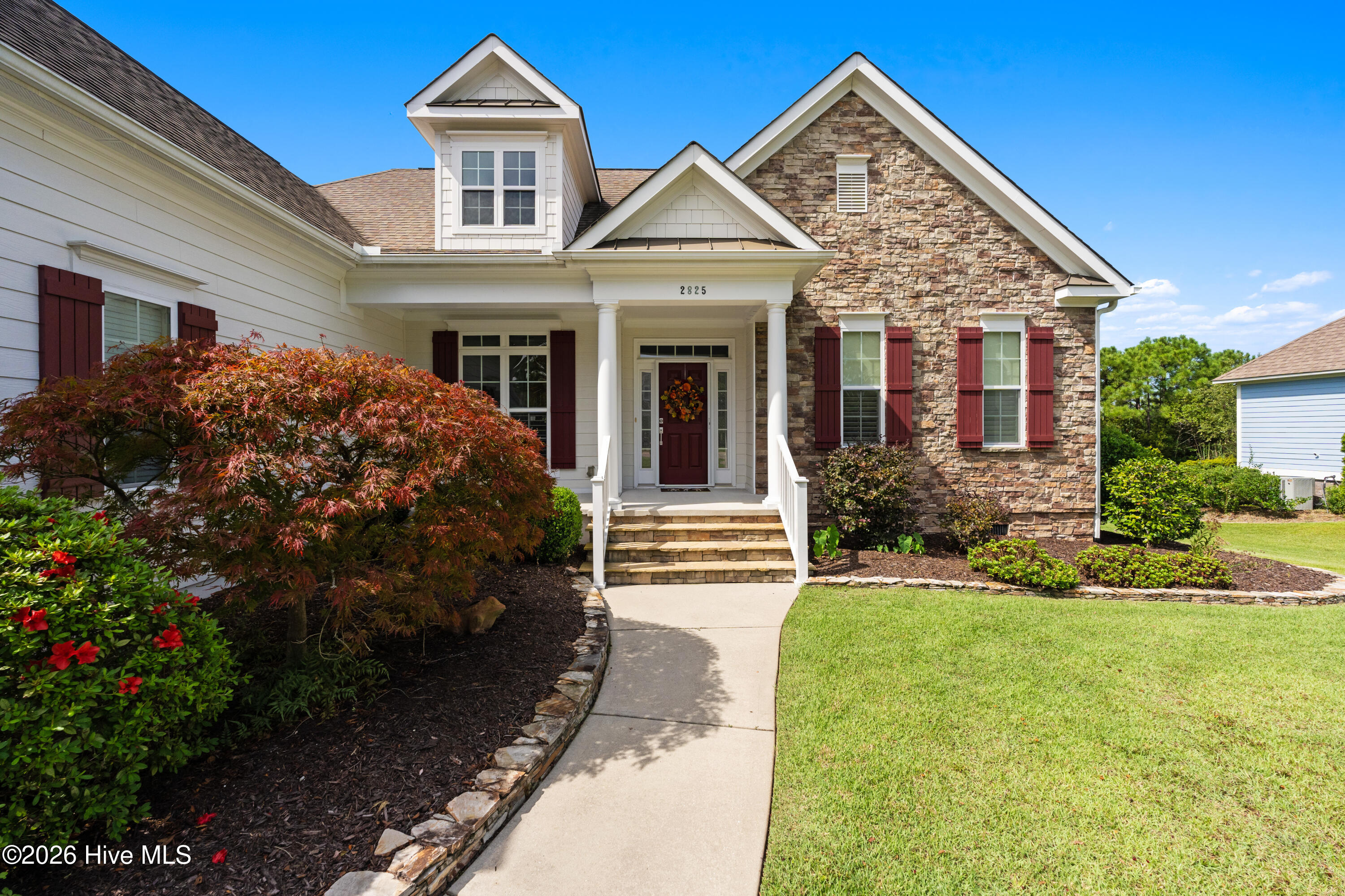 2825 Pine Forest Drive Property Photo 4