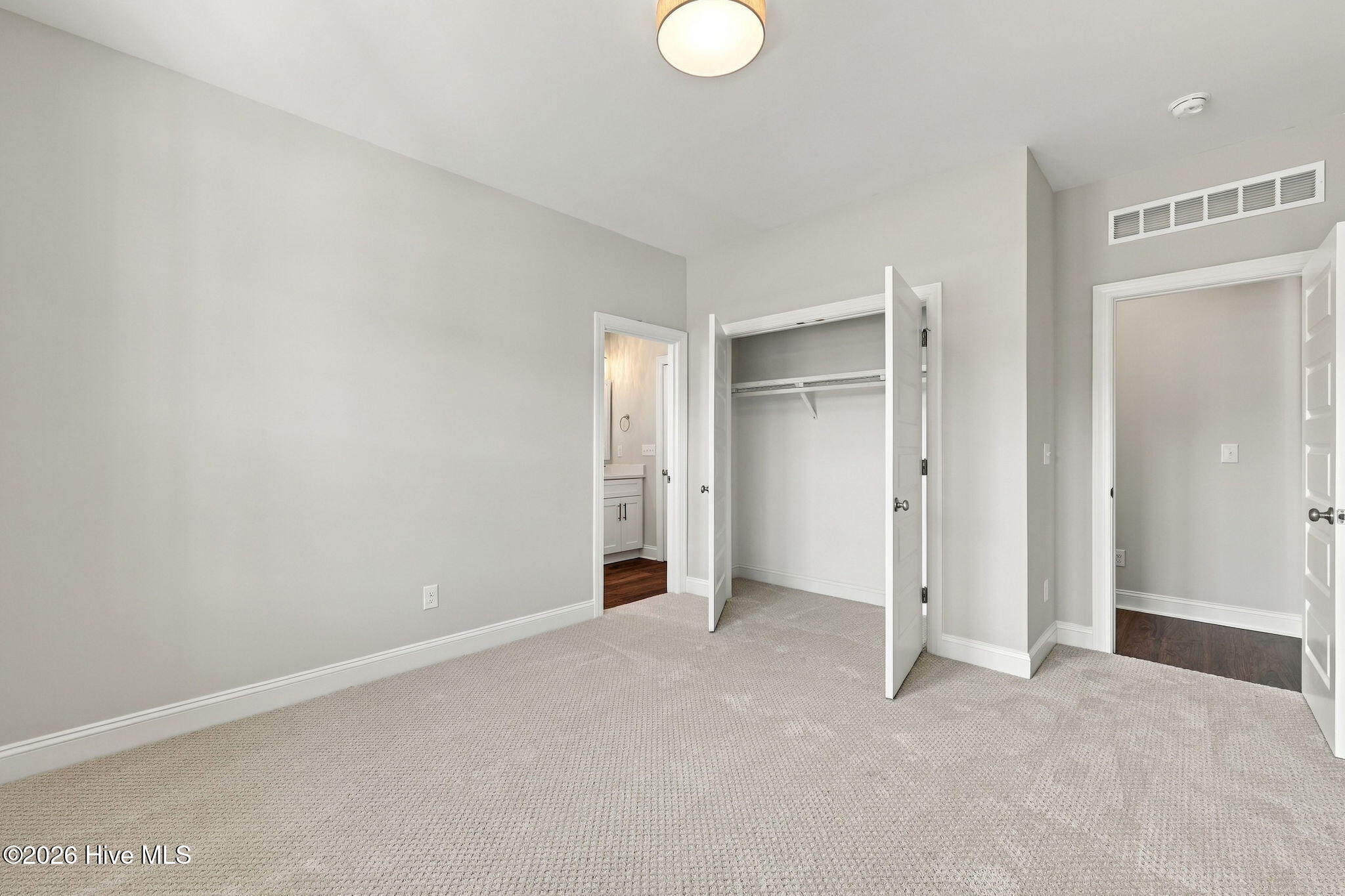 4006 Brighton Drive Property Photo 10