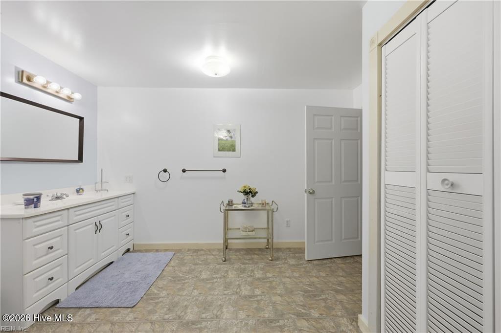 310 Coral Lane Property Photo 13