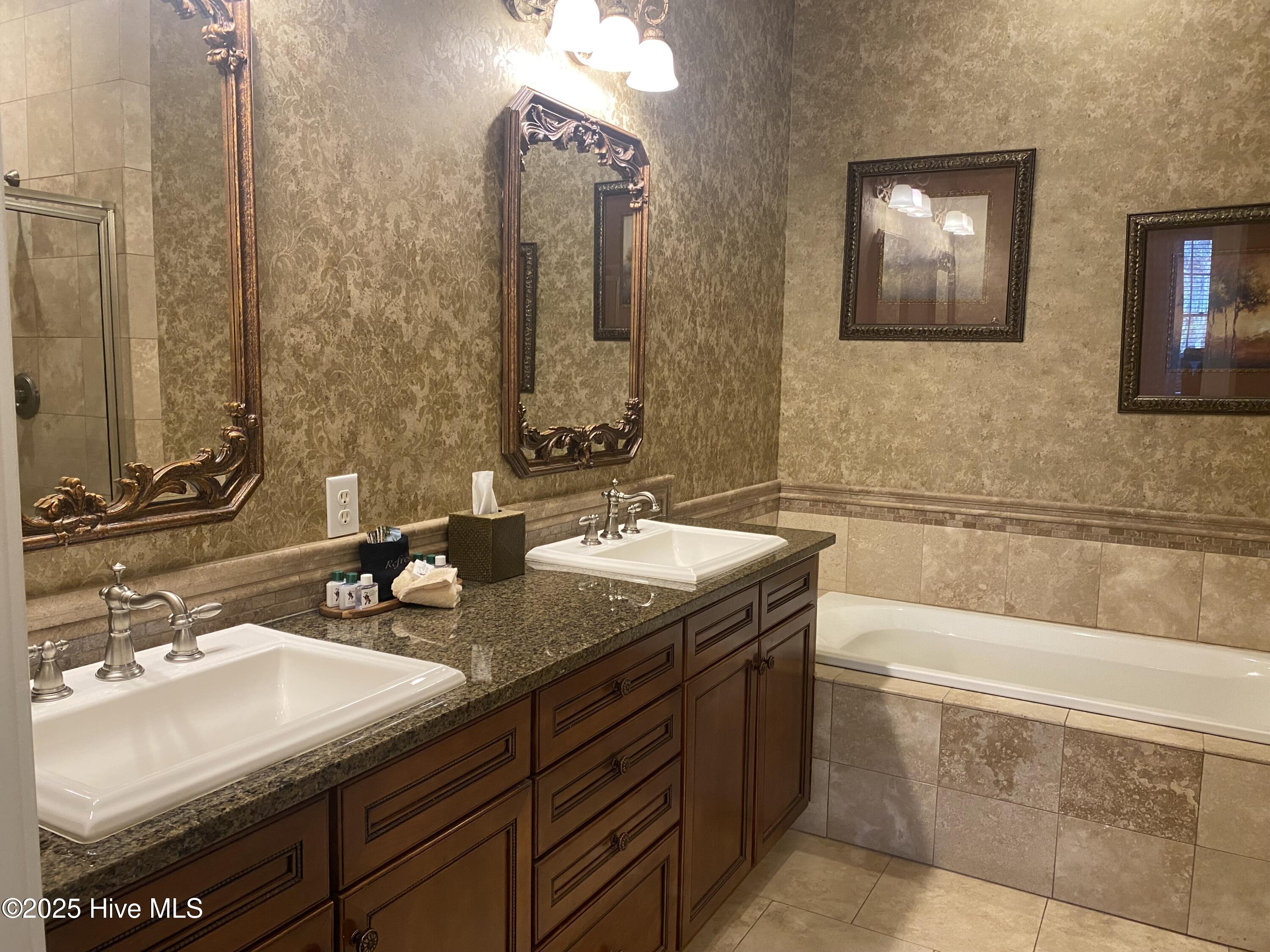 260 Cochrane Castle Circle # 5 Property Photo 14