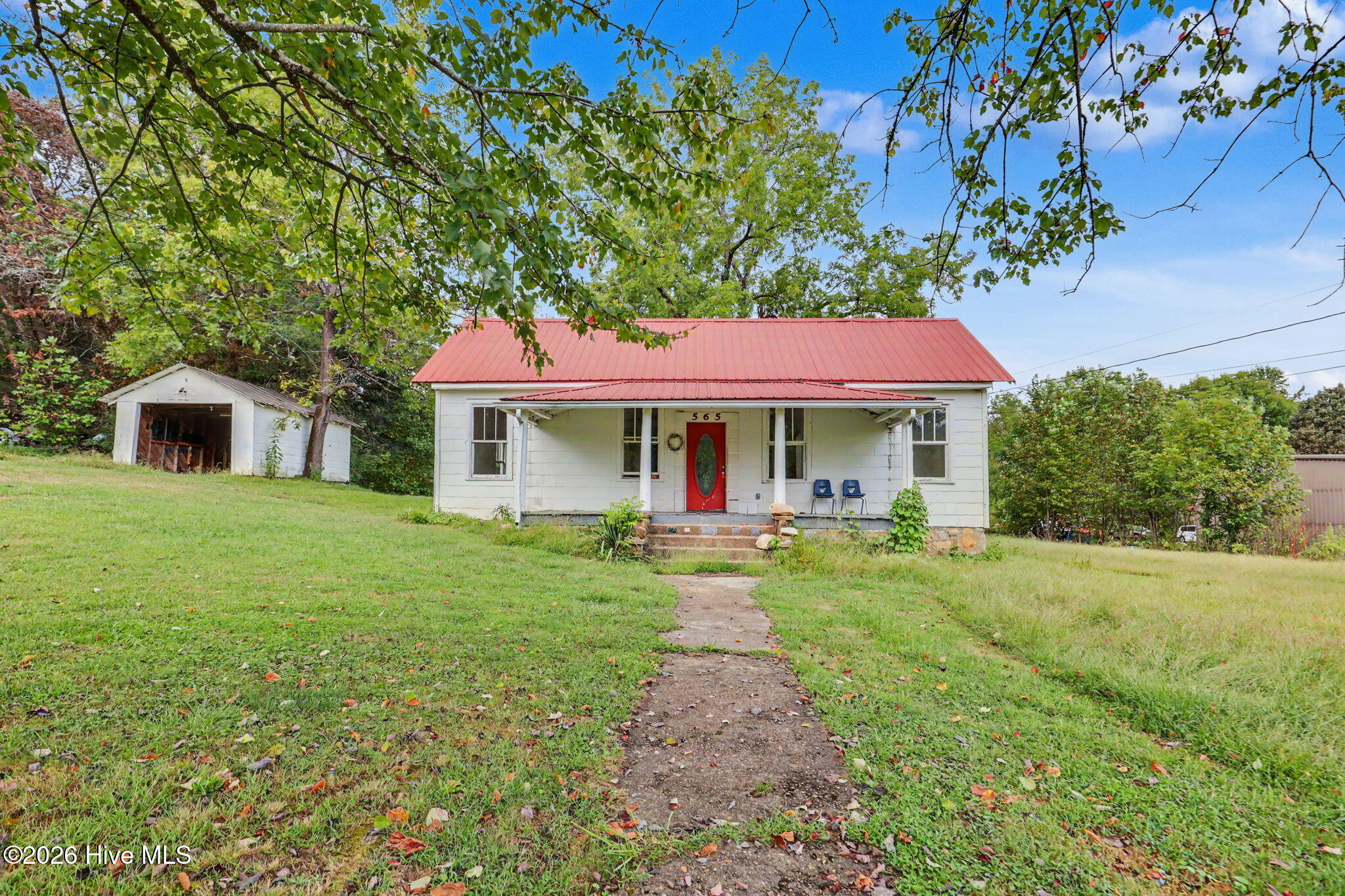 565 Tomotla Road Property Photo 1
