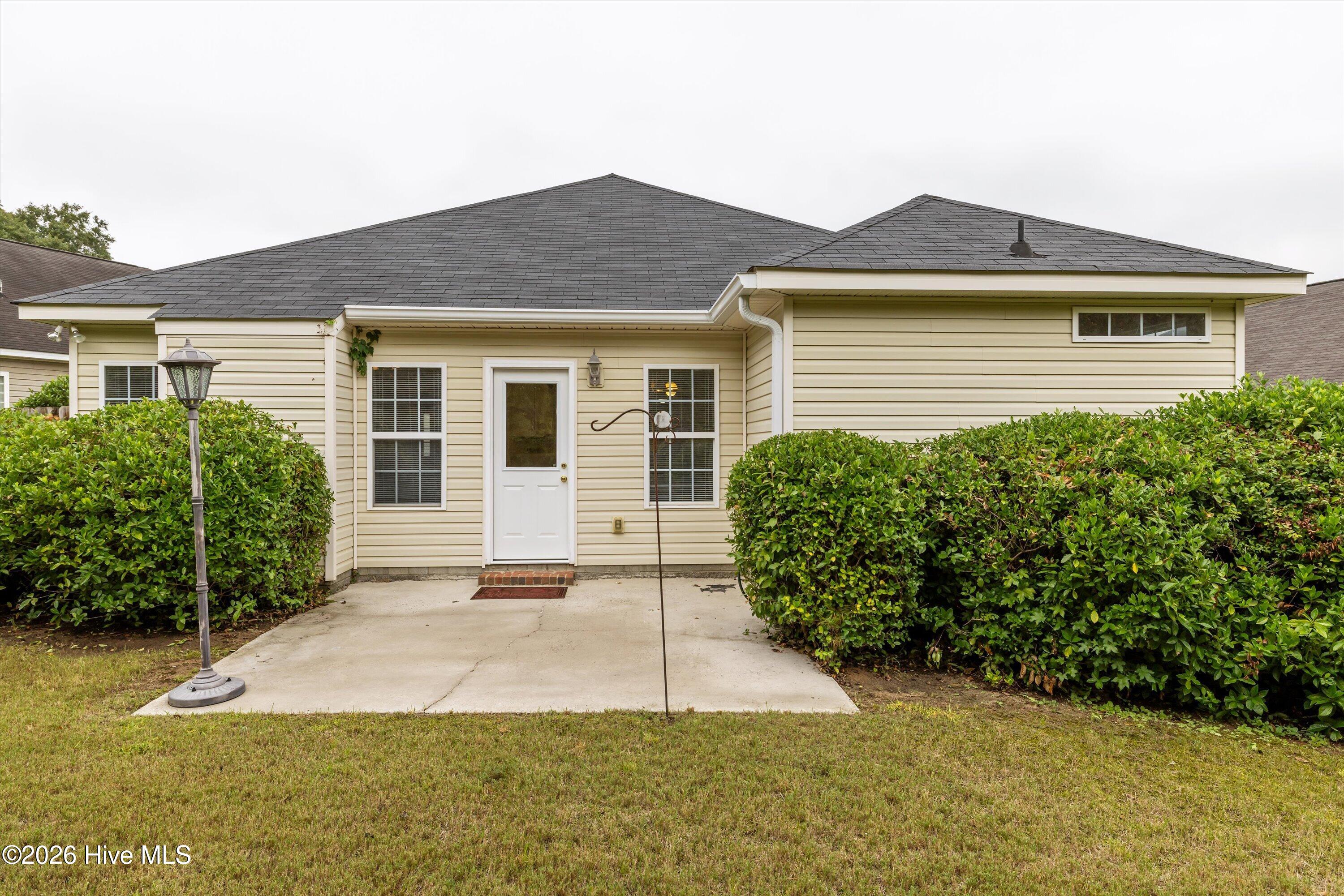 2071 Summerton Circle Property Photo 9