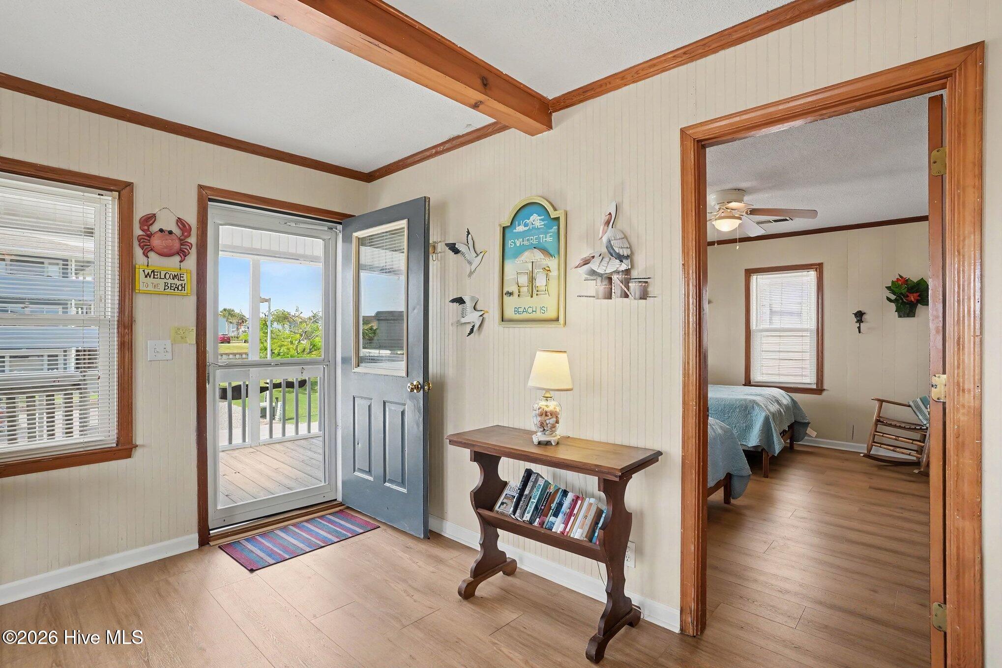 419 1st Street Property Photo 5