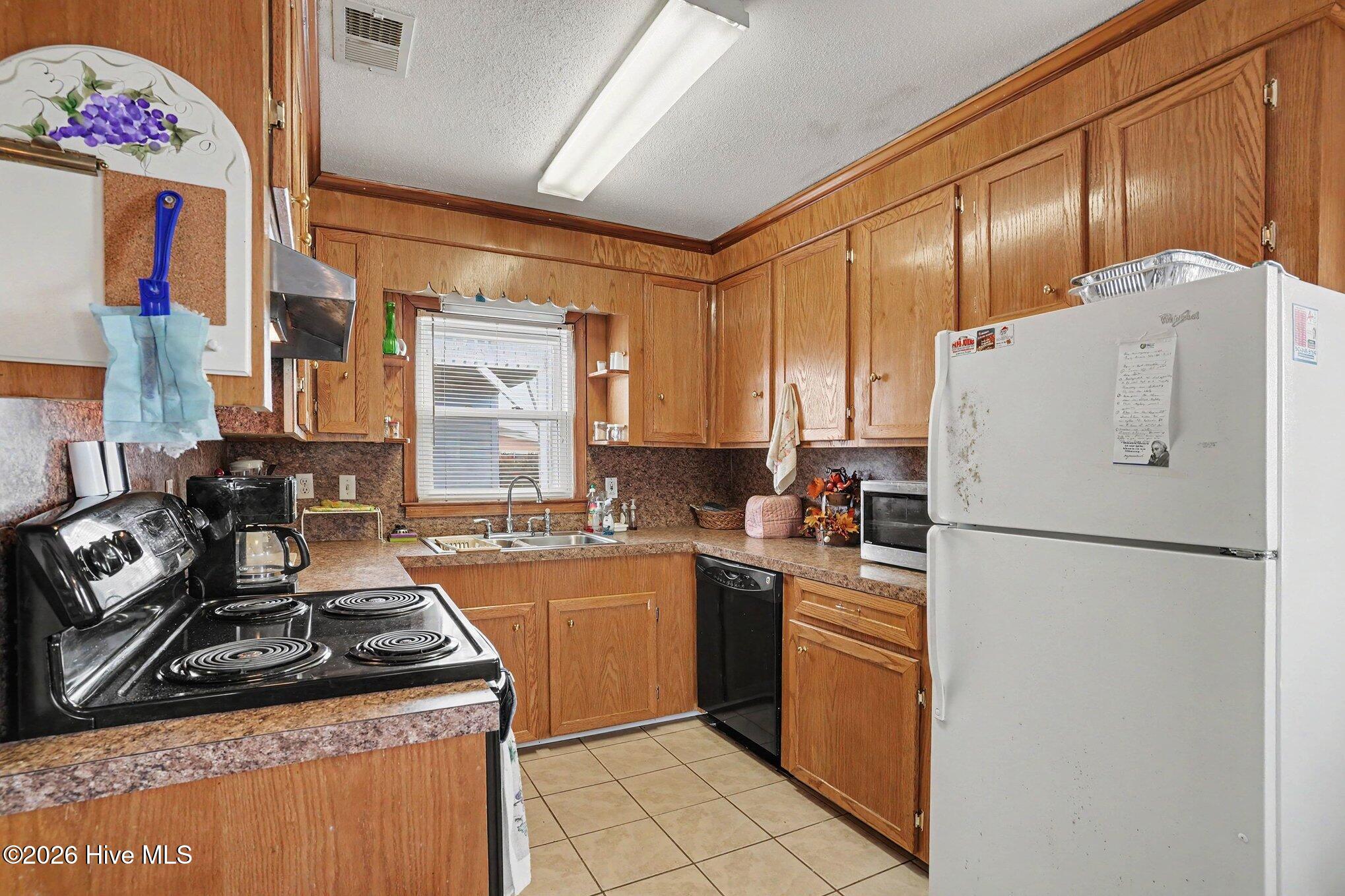 419 1st Street Property Photo 10