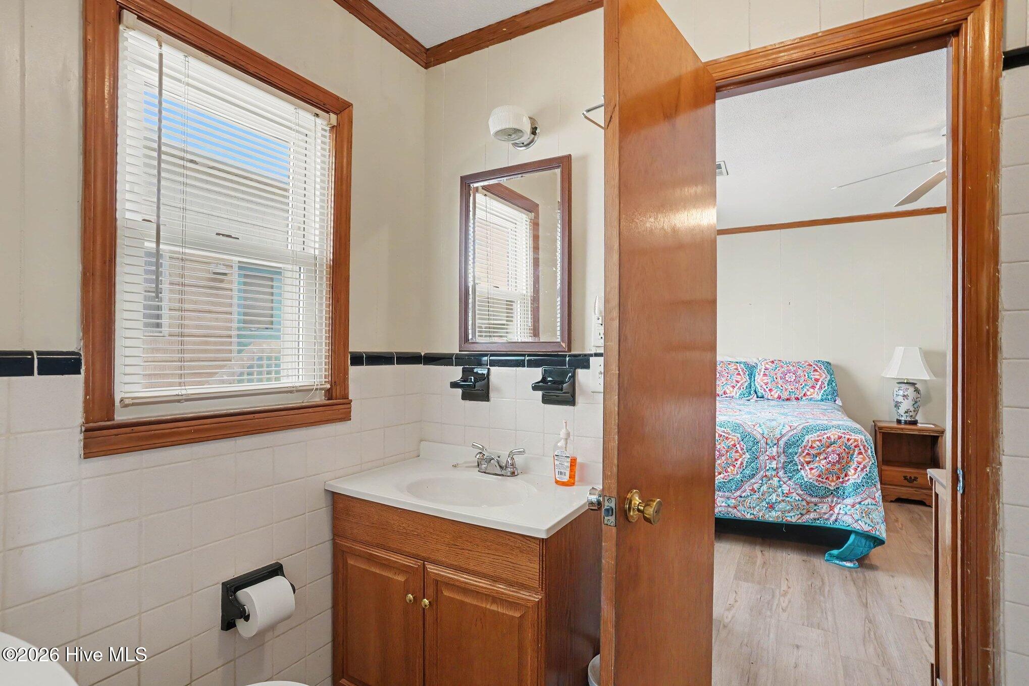 419 1st Street Property Photo 15