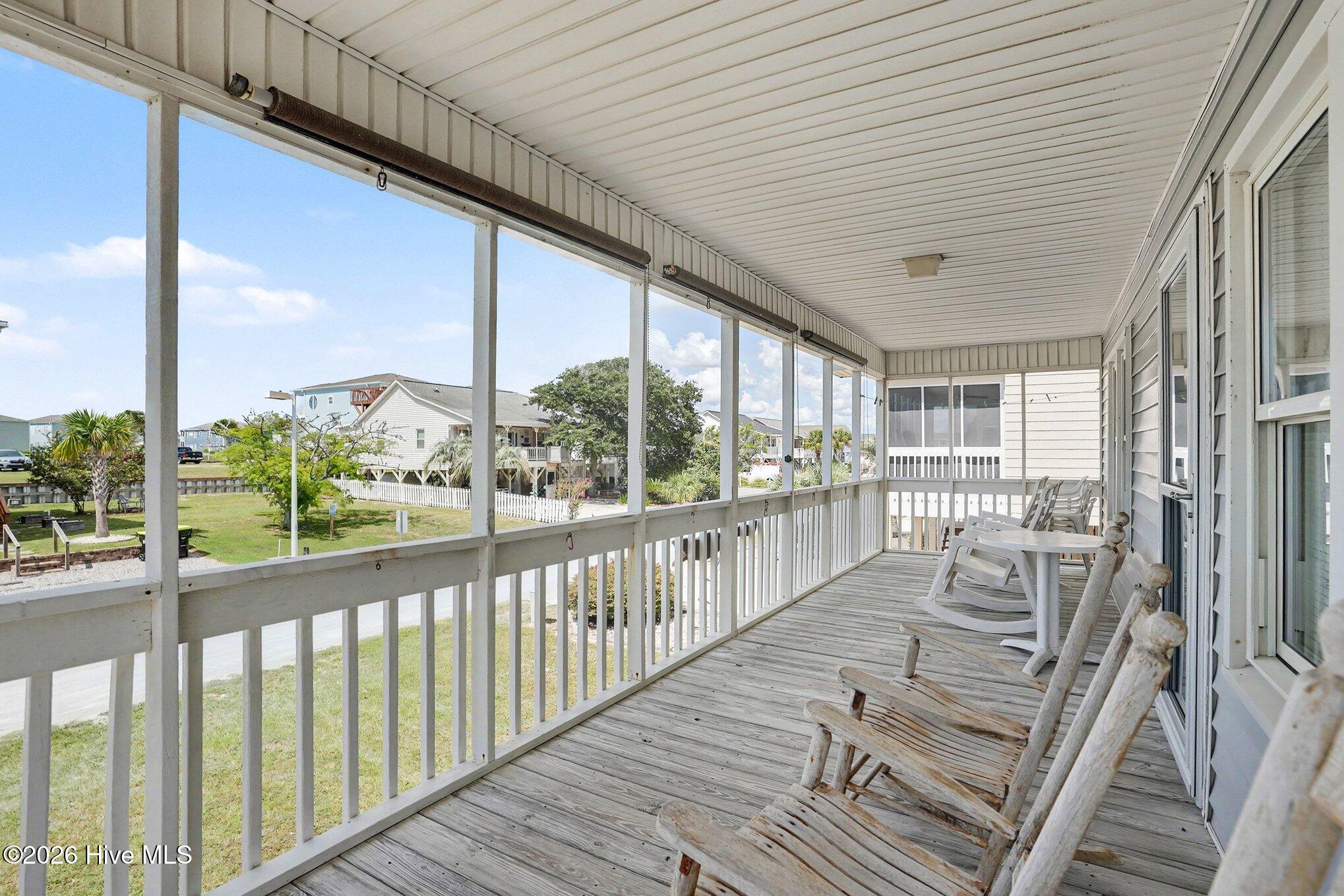 419 1st Street Property Photo 24
