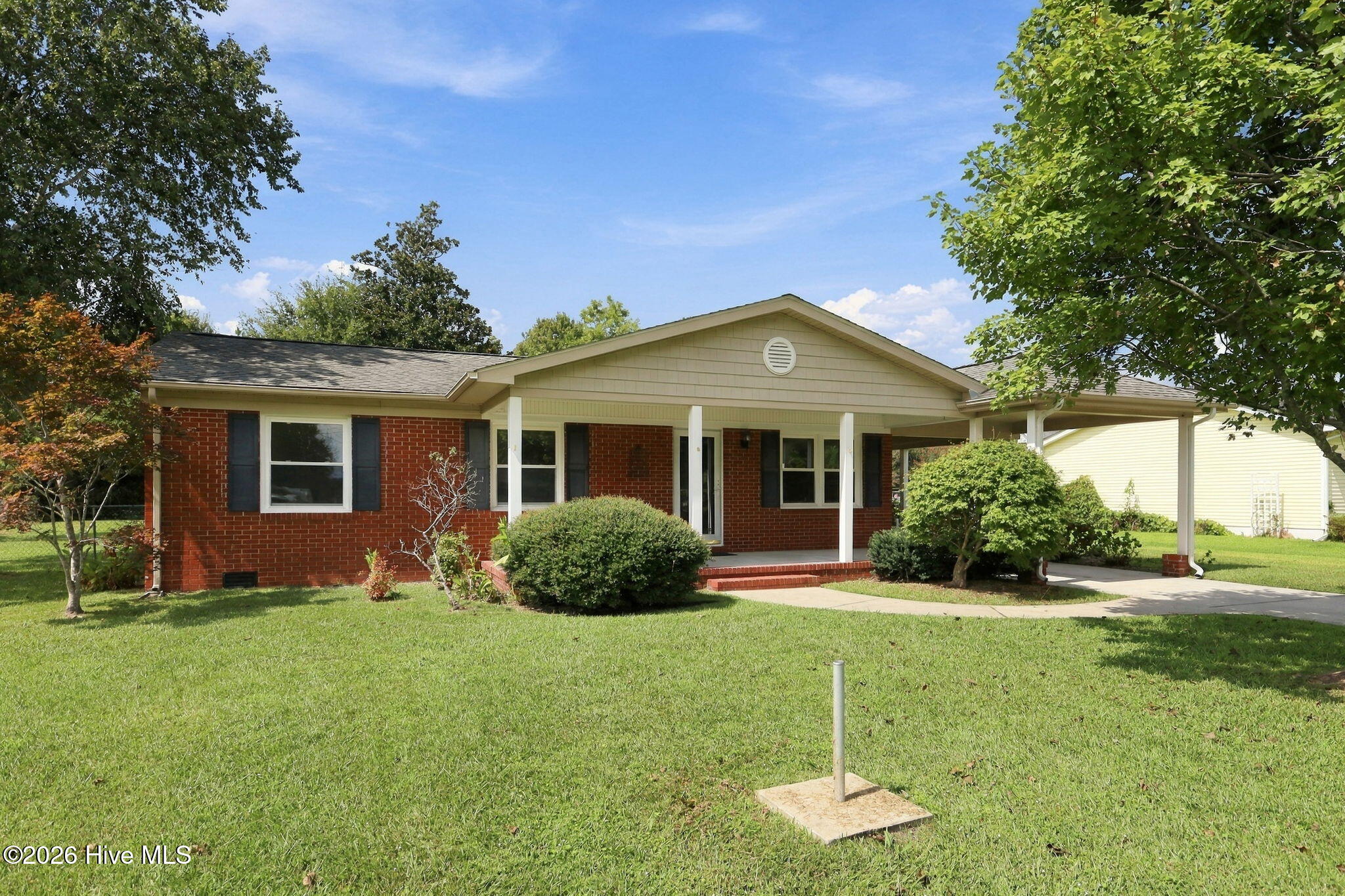 1624 New Bern Street Property Photo 3