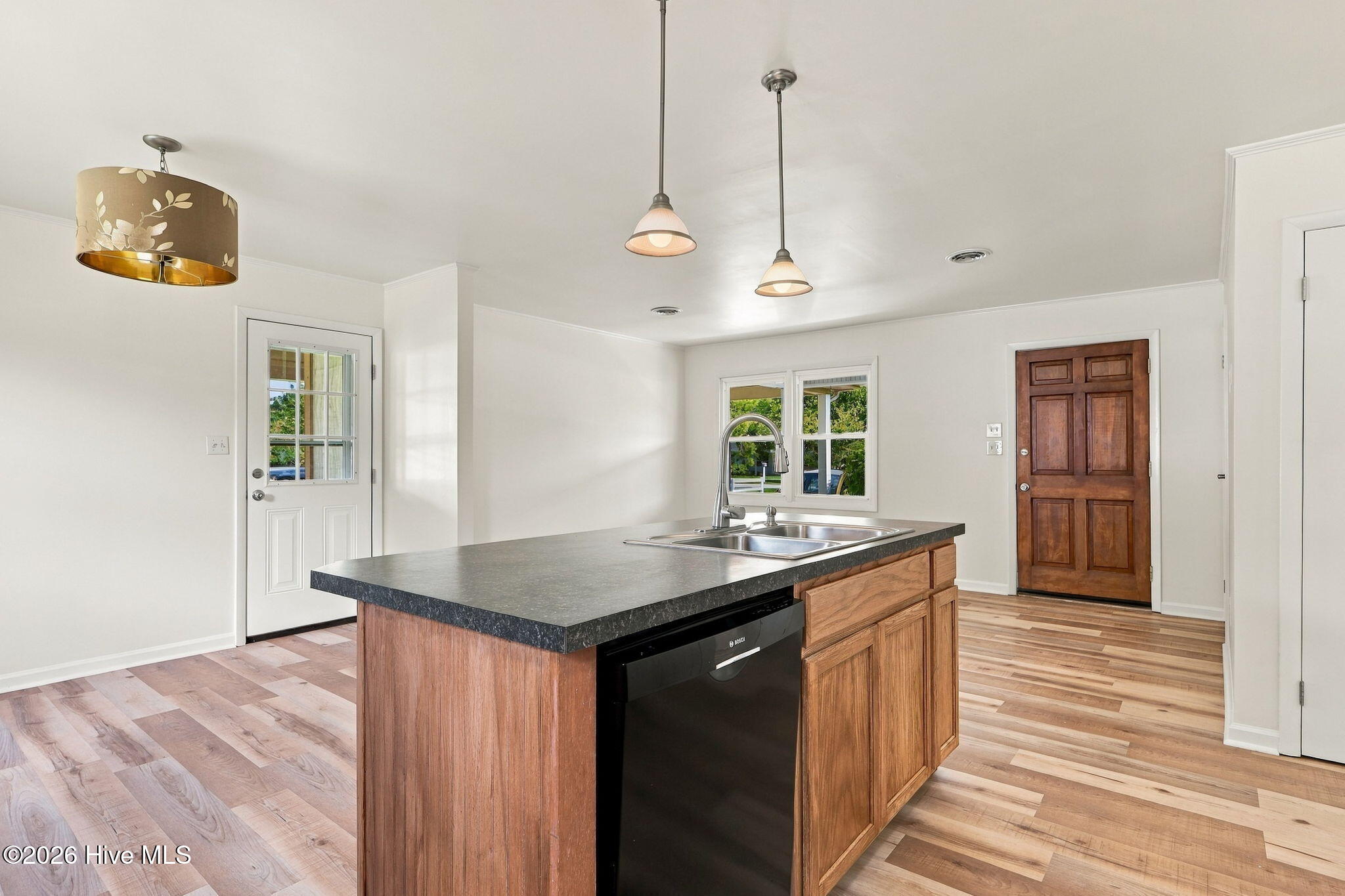 1624 New Bern Street Property Photo 14