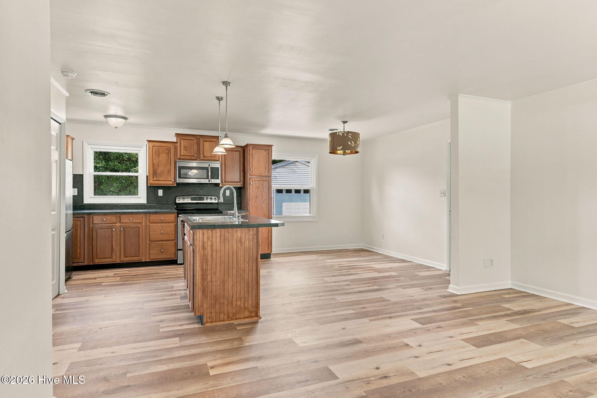 1624 New Bern Street Property Photo 16