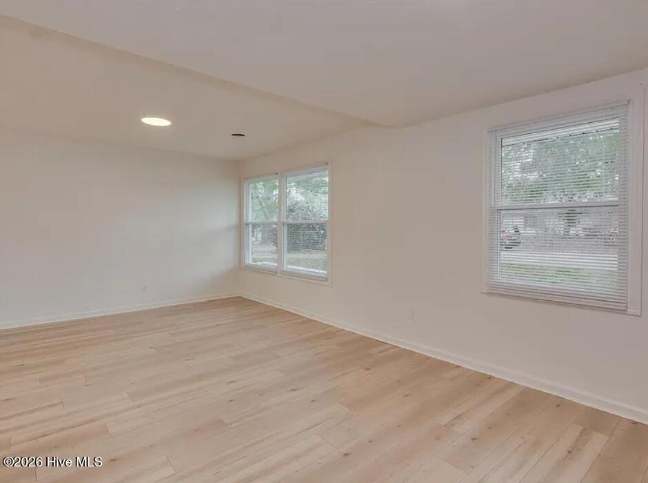 1560 Wyman Street Ne Property Photo 5