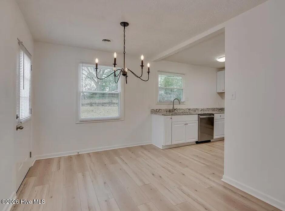1560 Wyman Street Ne Property Photo 8