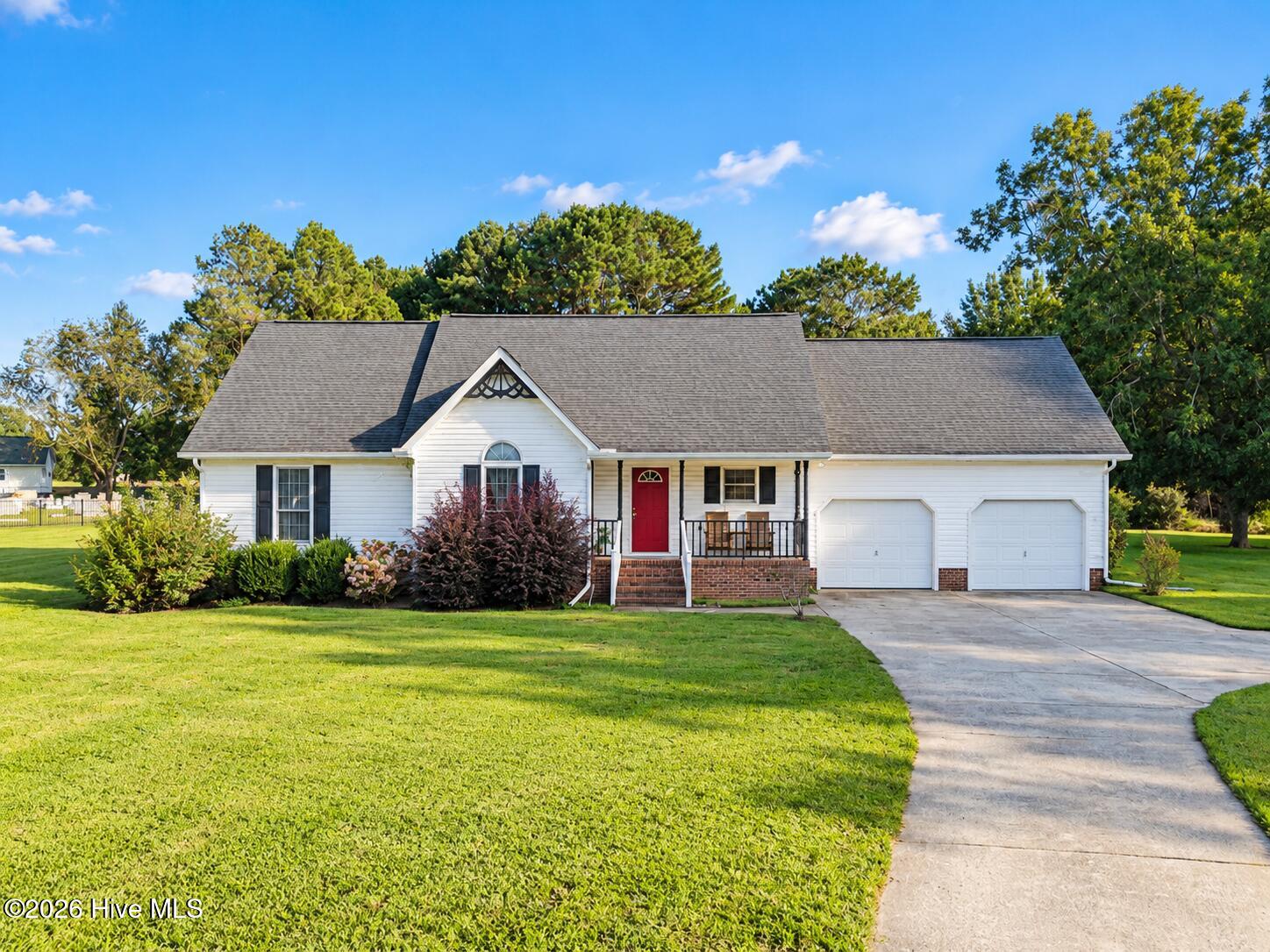 107 Poplarwood Drive Property Photo 1