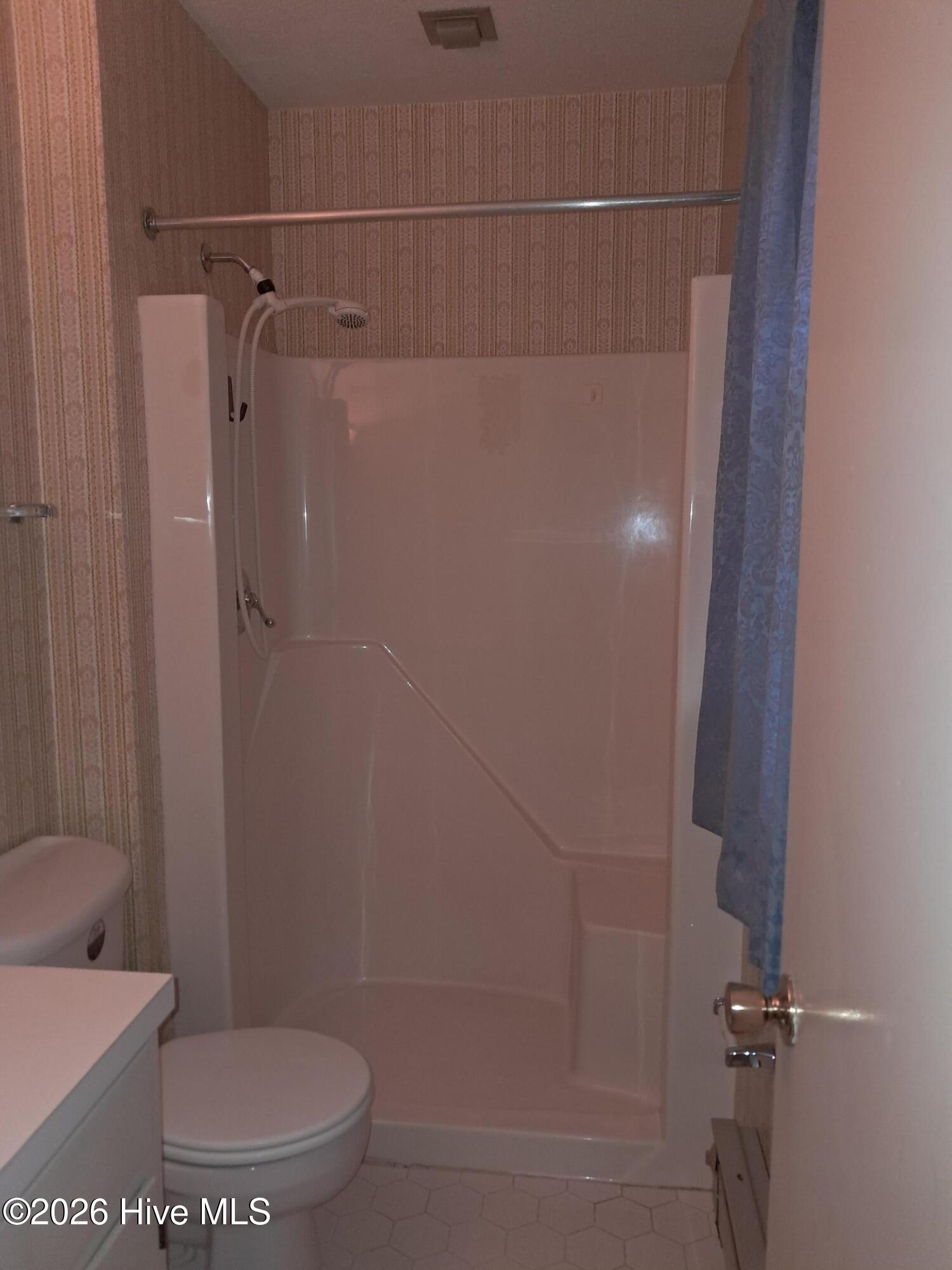 808 Arrow Drive Property Photo 5