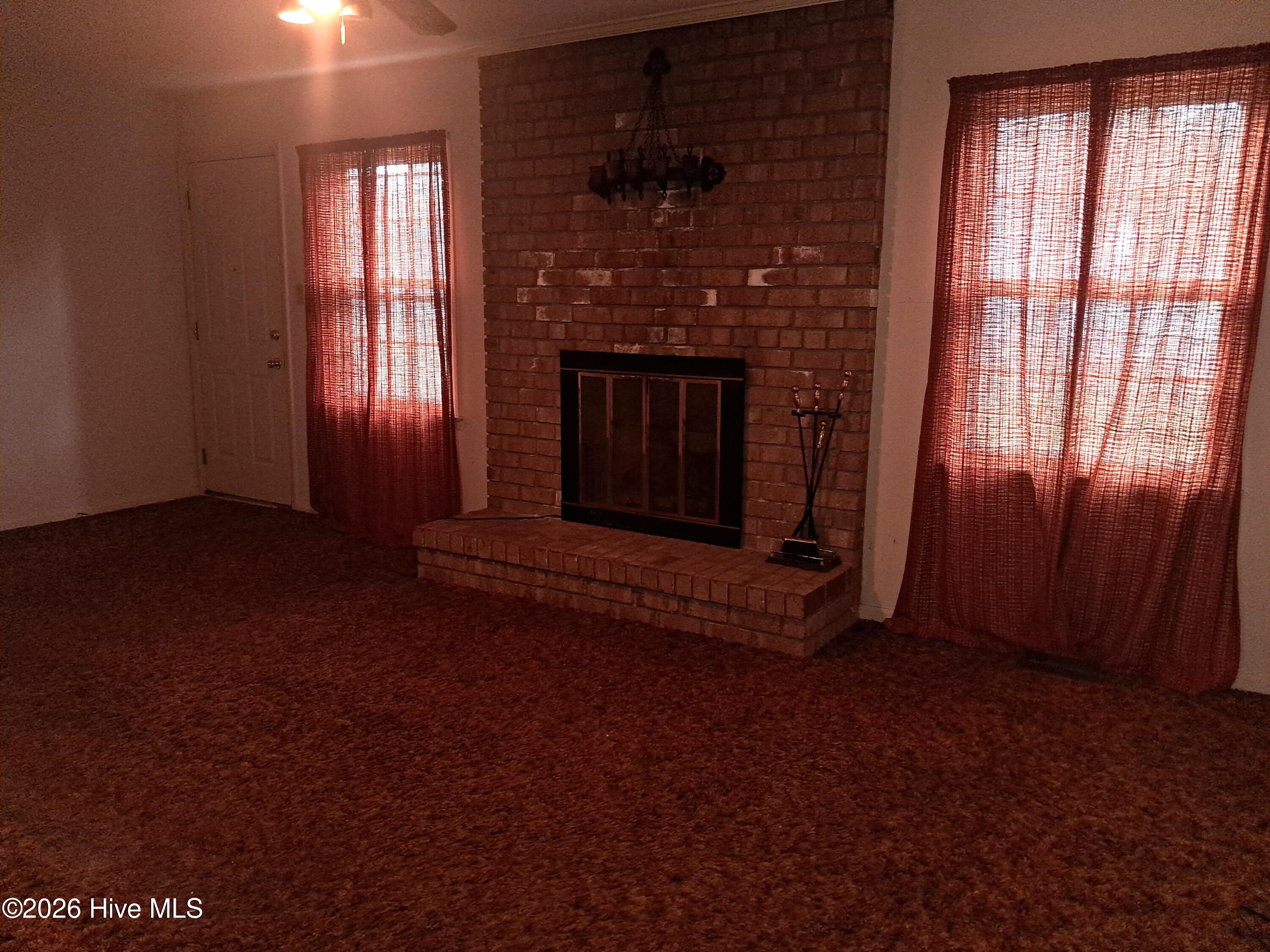 808 Arrow Drive Property Photo 6