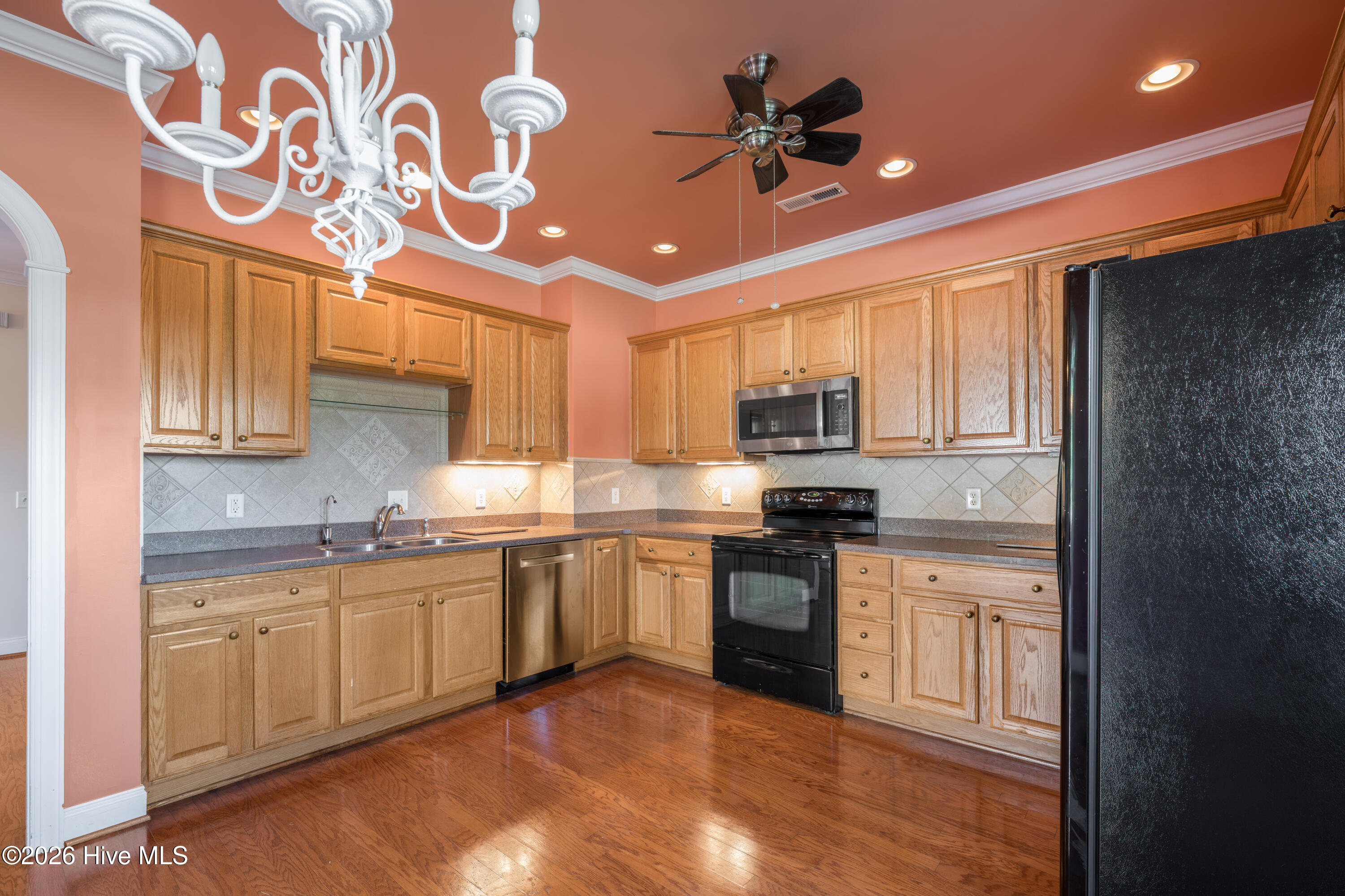 202 Longmeadow Drive Property Photo 6