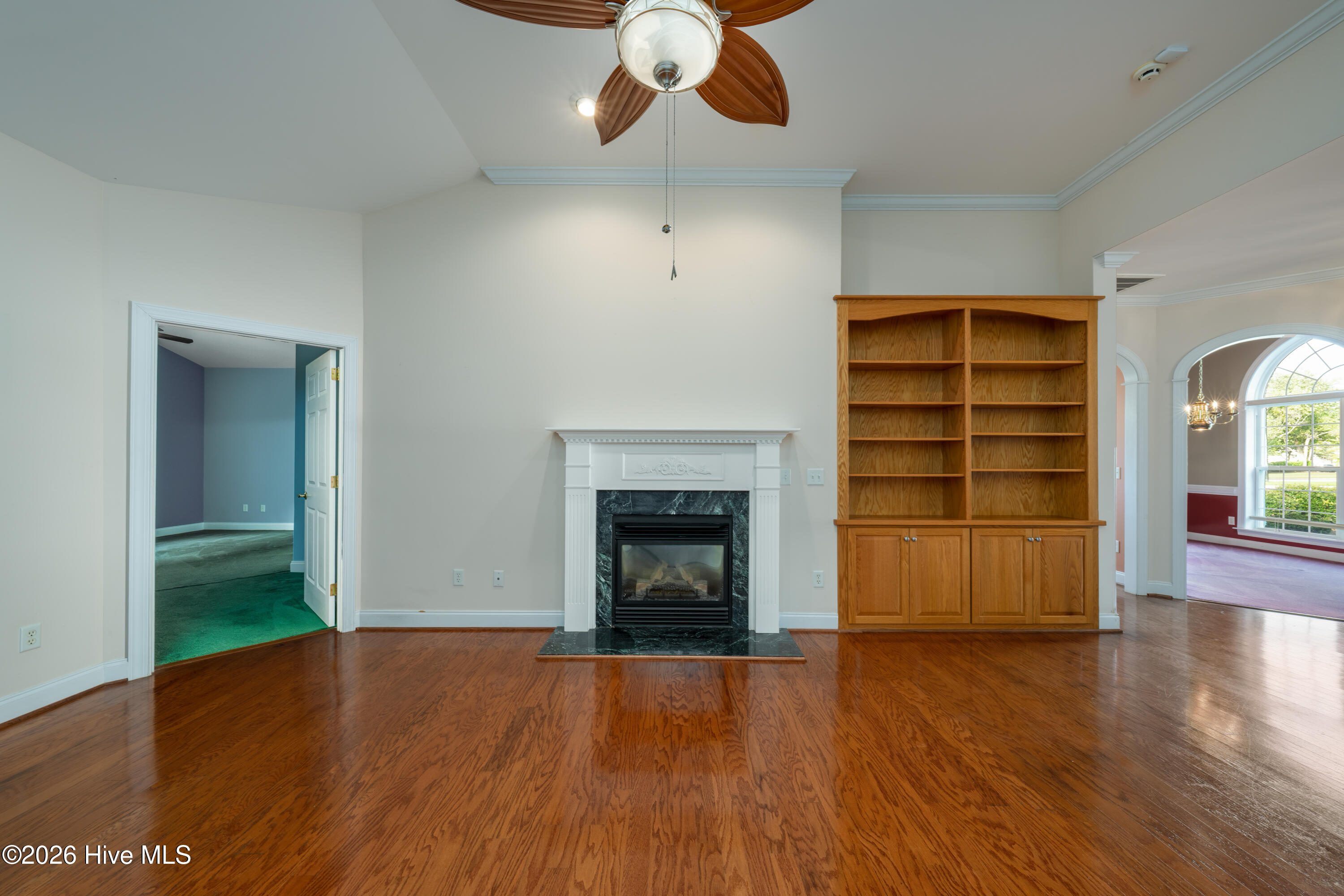 202 Longmeadow Drive Property Photo 12