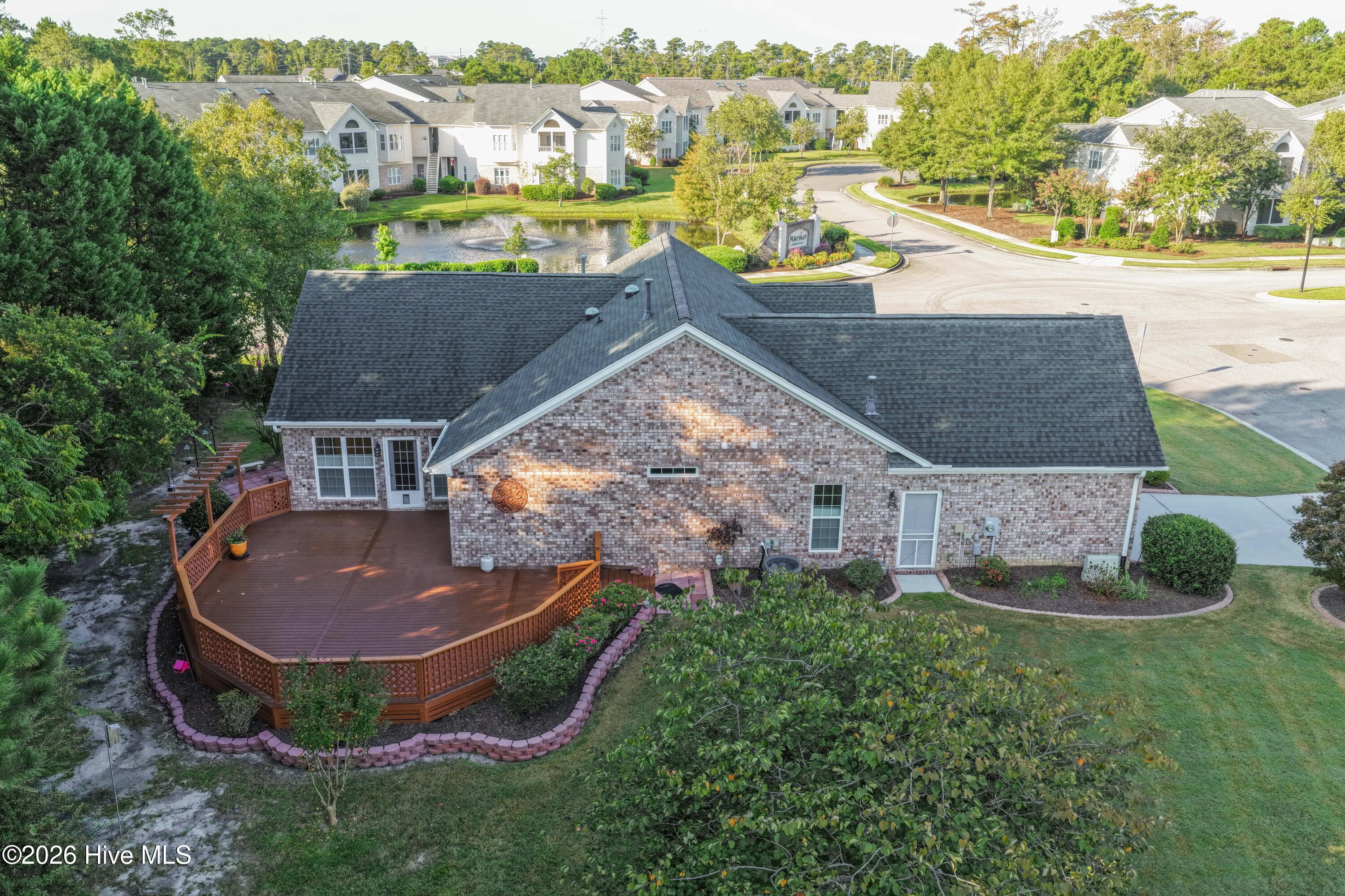 202 Longmeadow Drive Property Photo 16