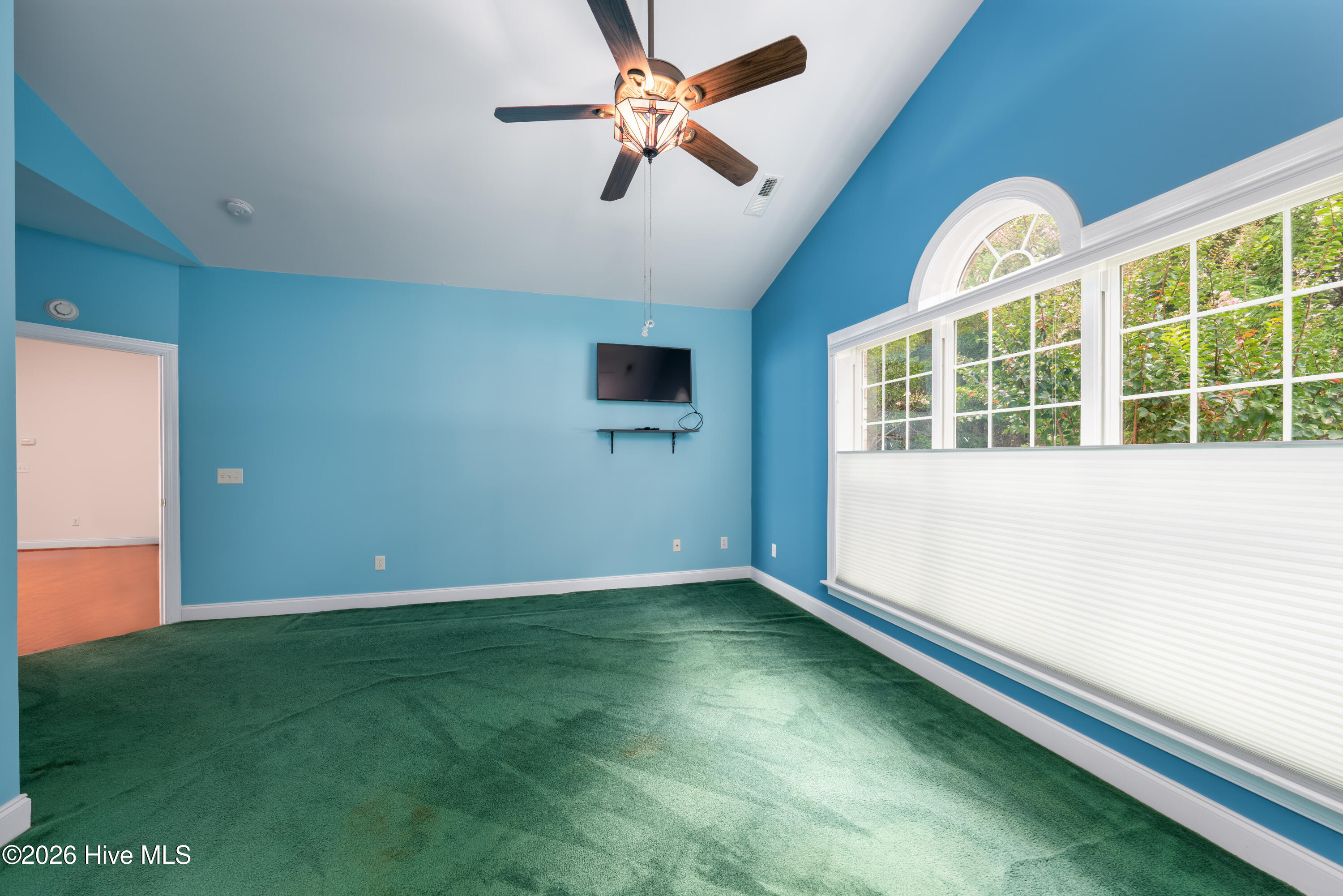 202 Longmeadow Drive Property Photo 24
