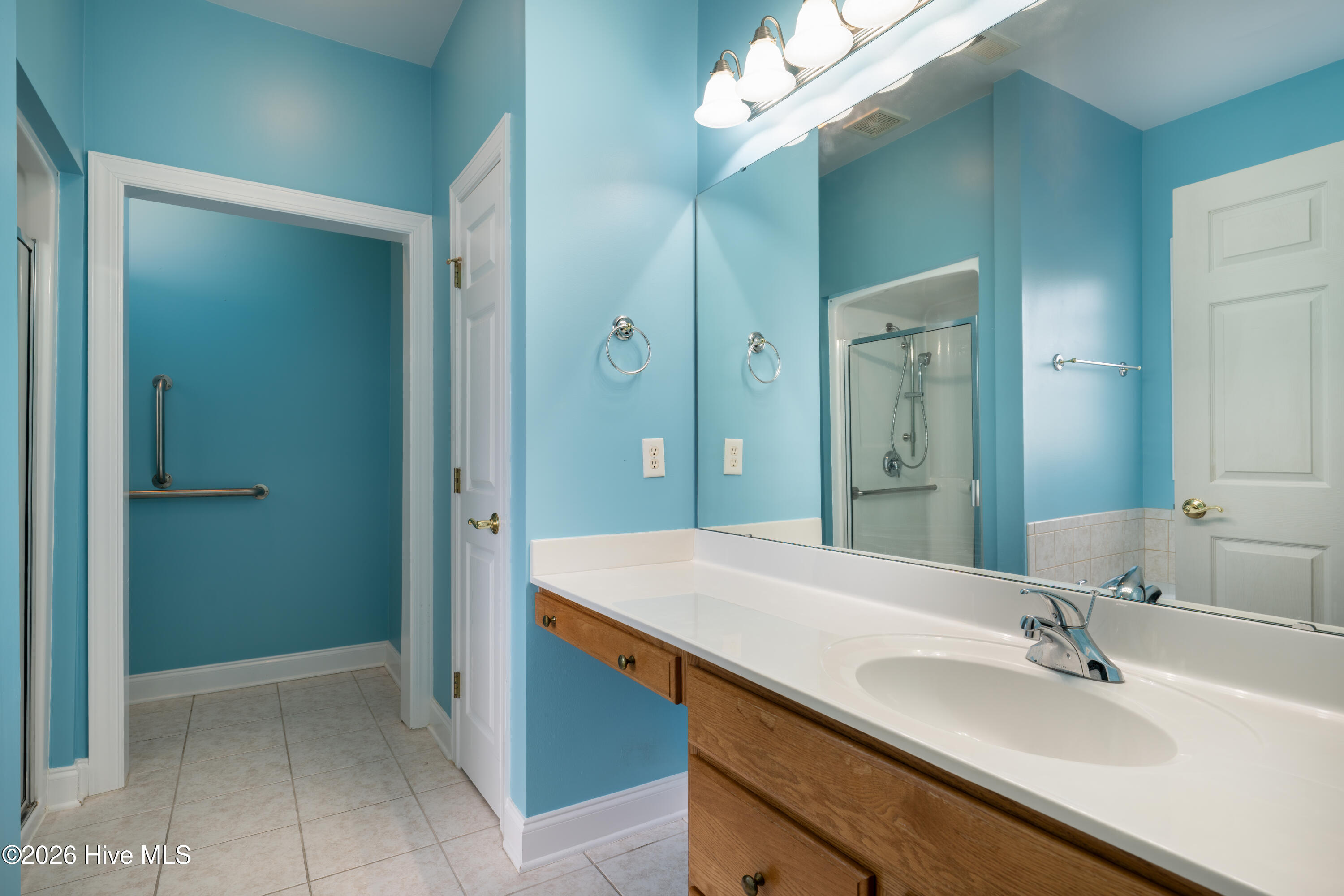 202 Longmeadow Drive Property Photo 28