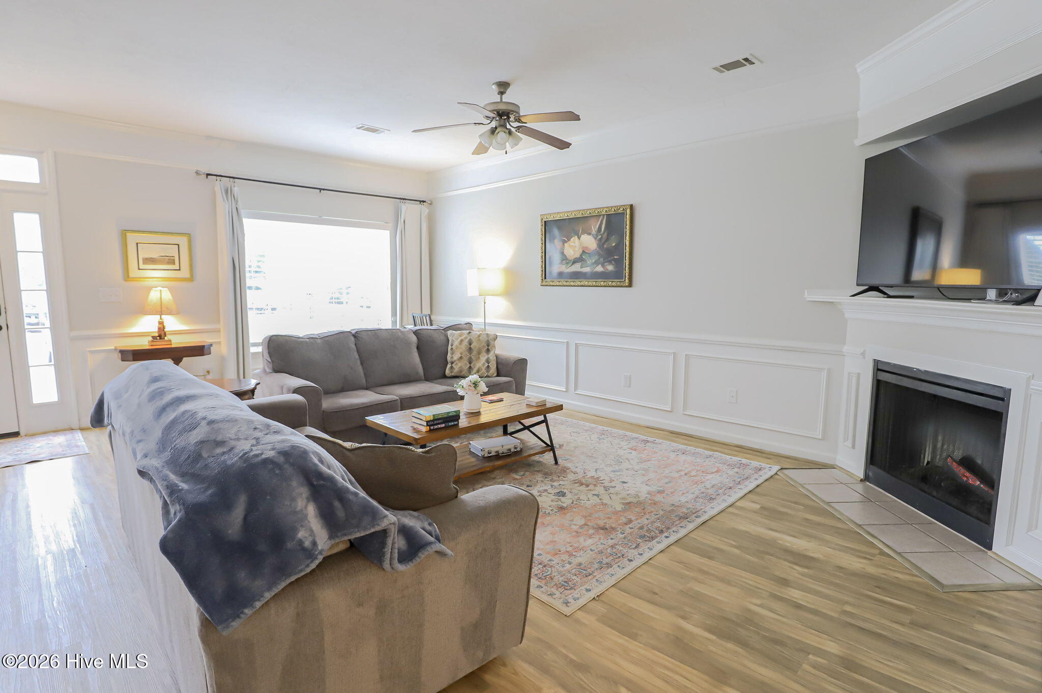 2811 Brickrun Way Property Photo 4