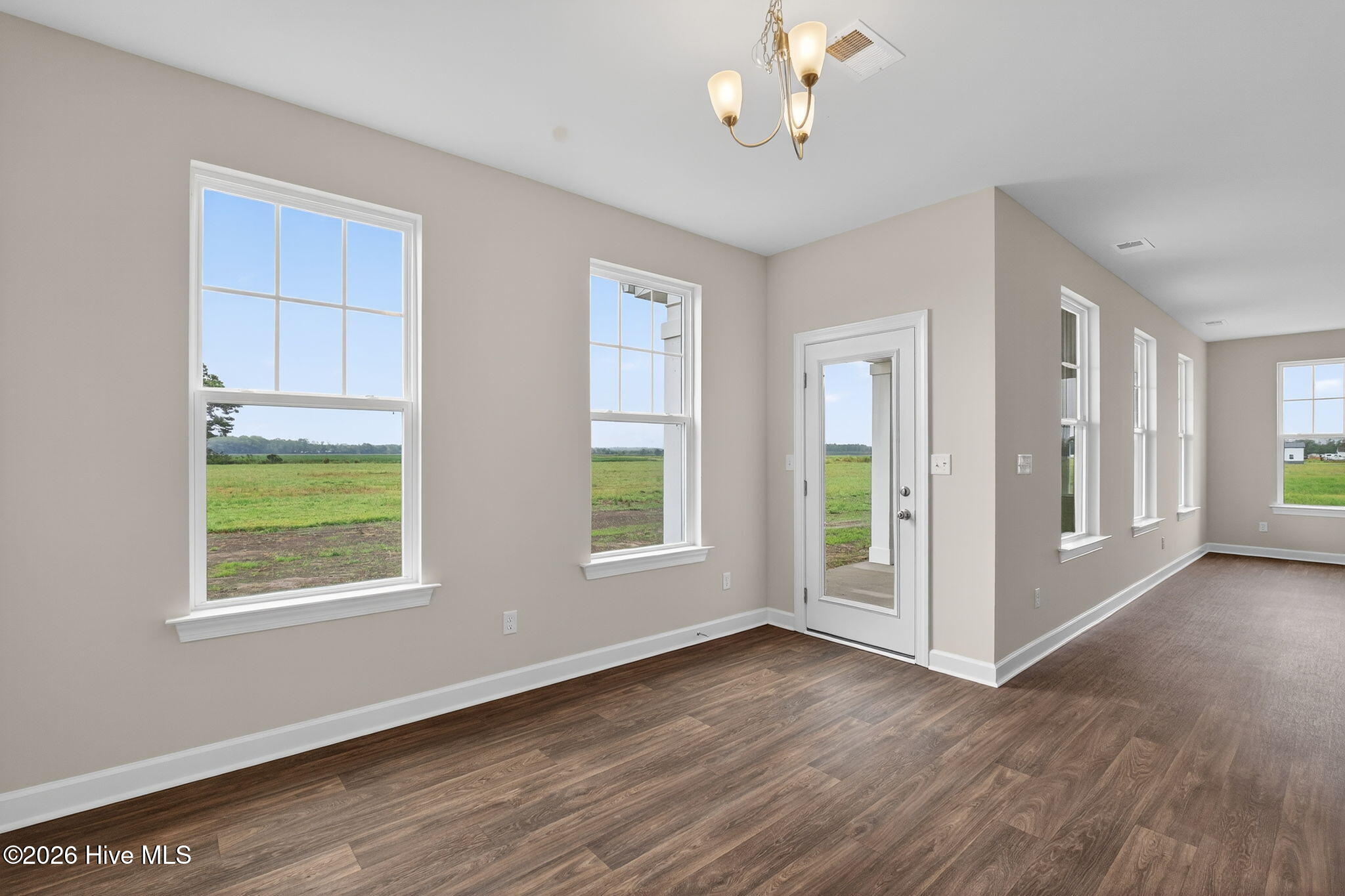113 Bailey Circle Property Photo 16