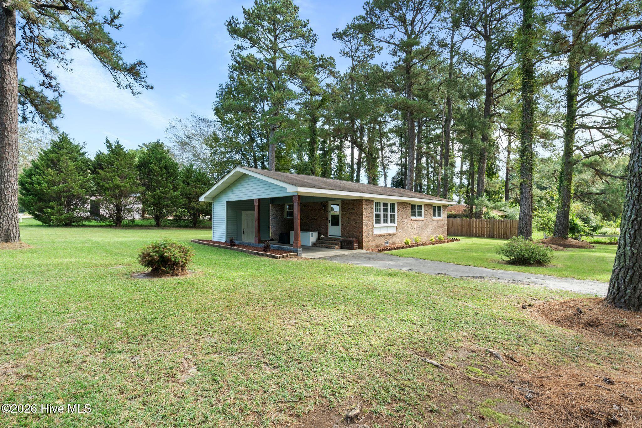67 Thomas Avenue Property Photo 4