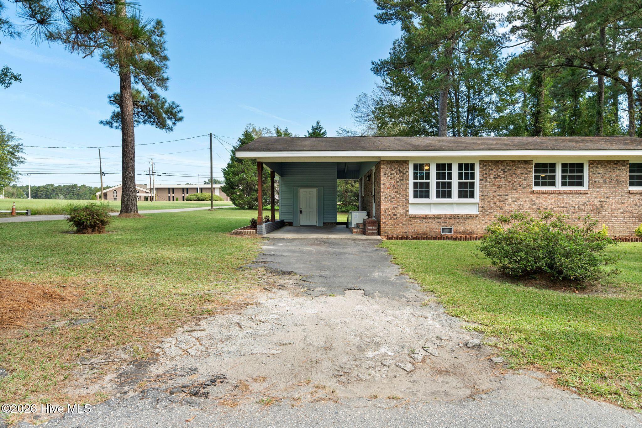 67 Thomas Avenue Property Photo 6