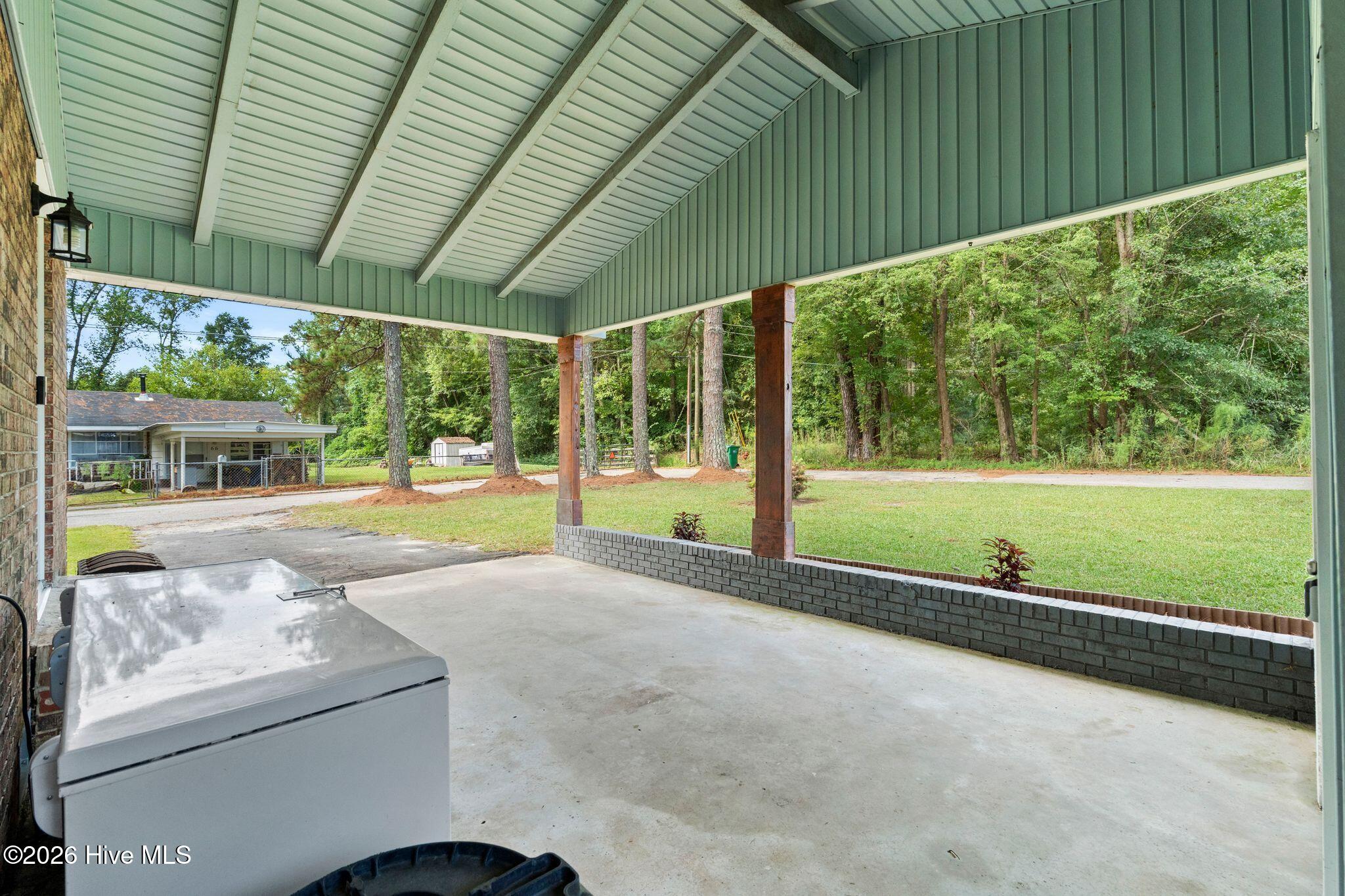 67 Thomas Avenue Property Photo 8