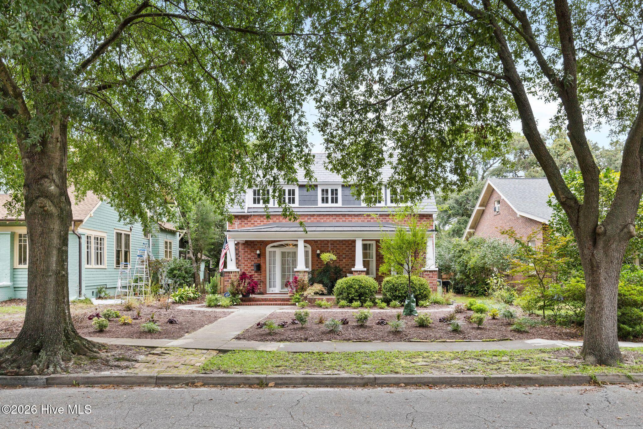 1811 Grace Street Property Photo 2