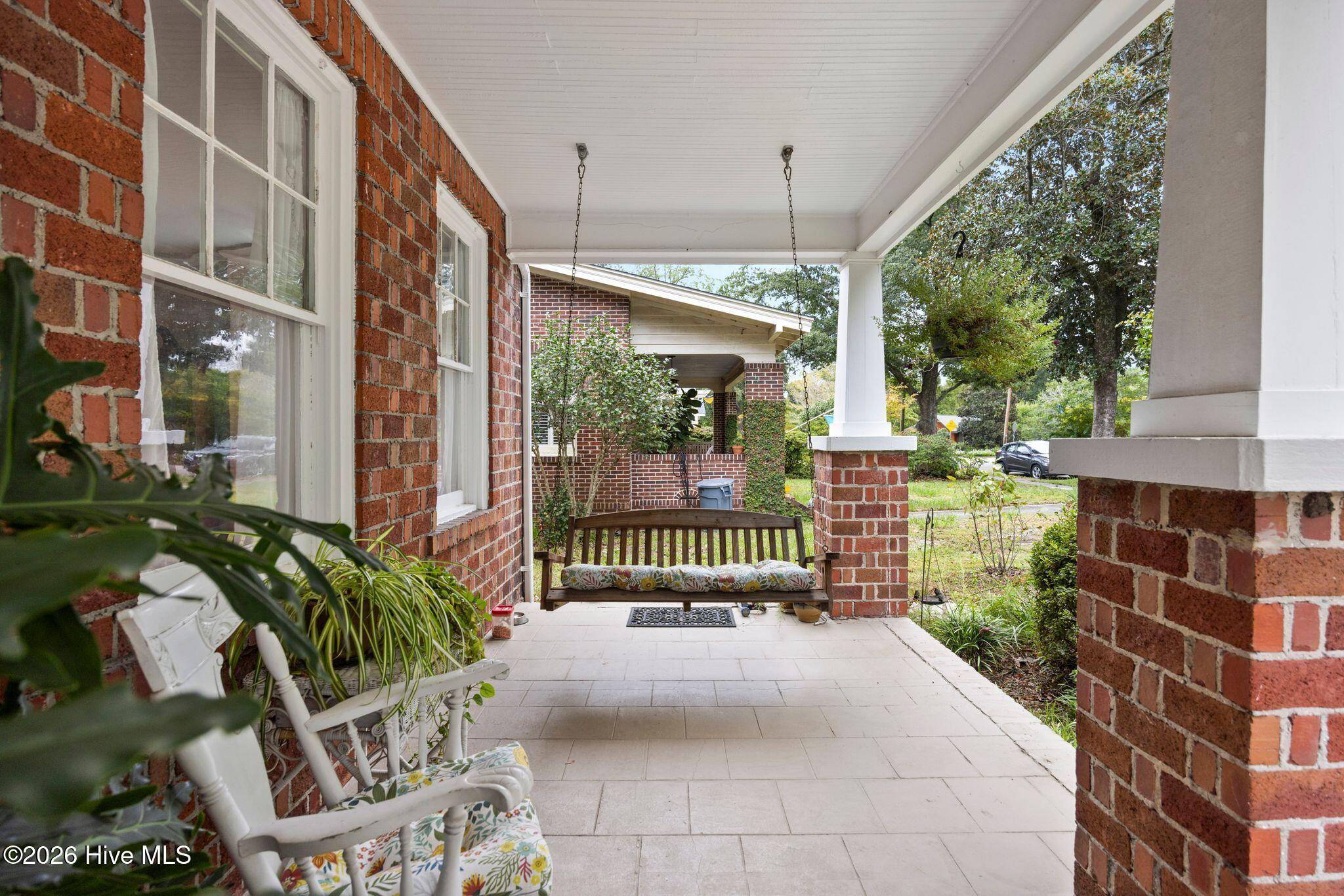 1811 Grace Street Property Photo 6