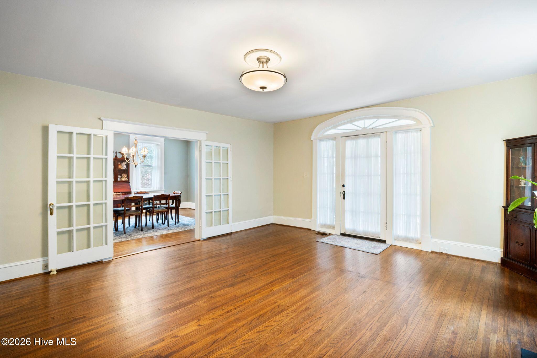 1811 Grace Street Property Photo 9