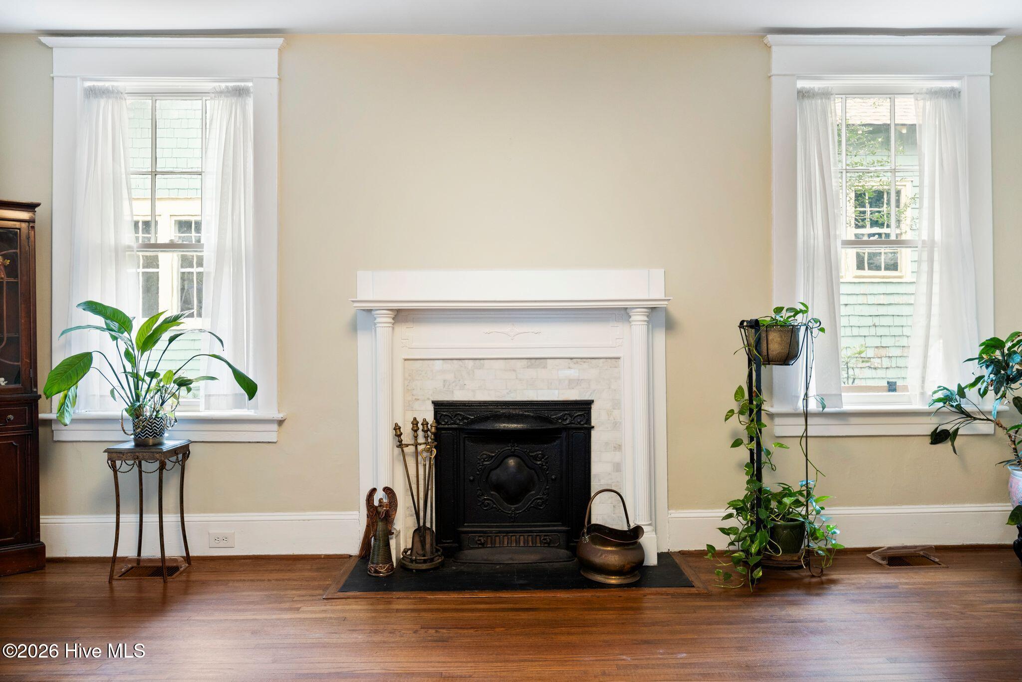 1811 Grace Street Property Photo 12