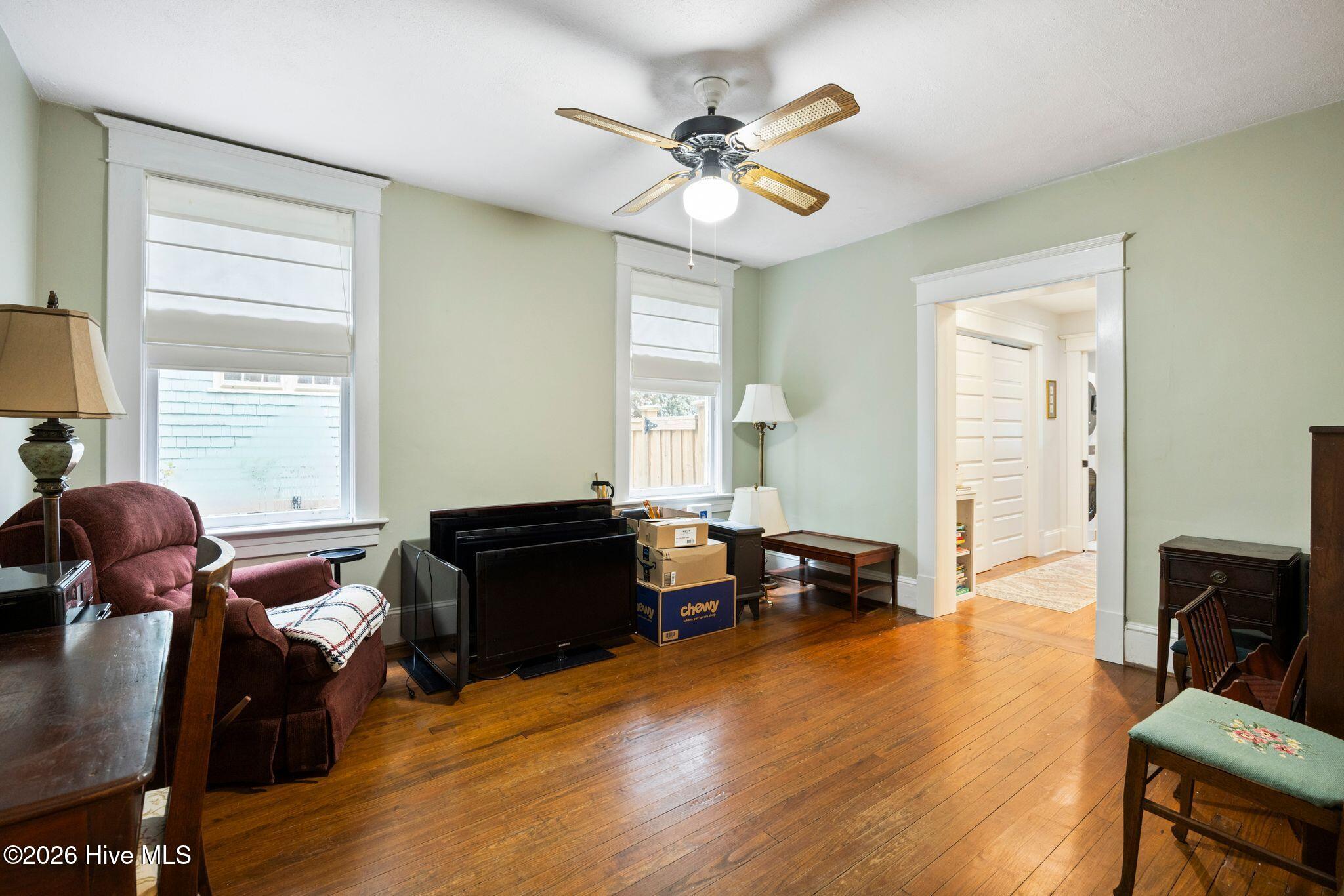 1811 Grace Street Property Photo 21