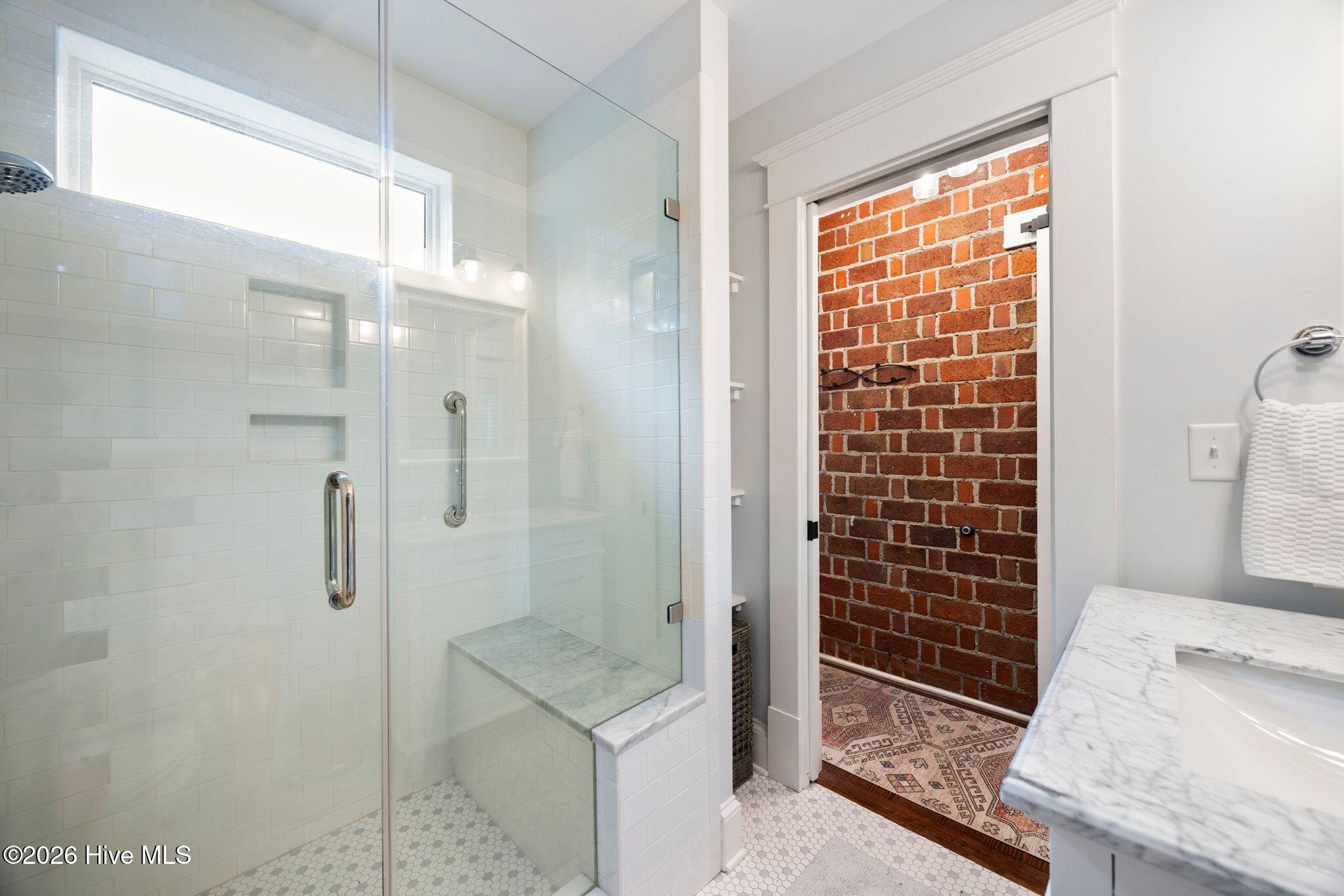 1811 Grace Street Property Photo 23