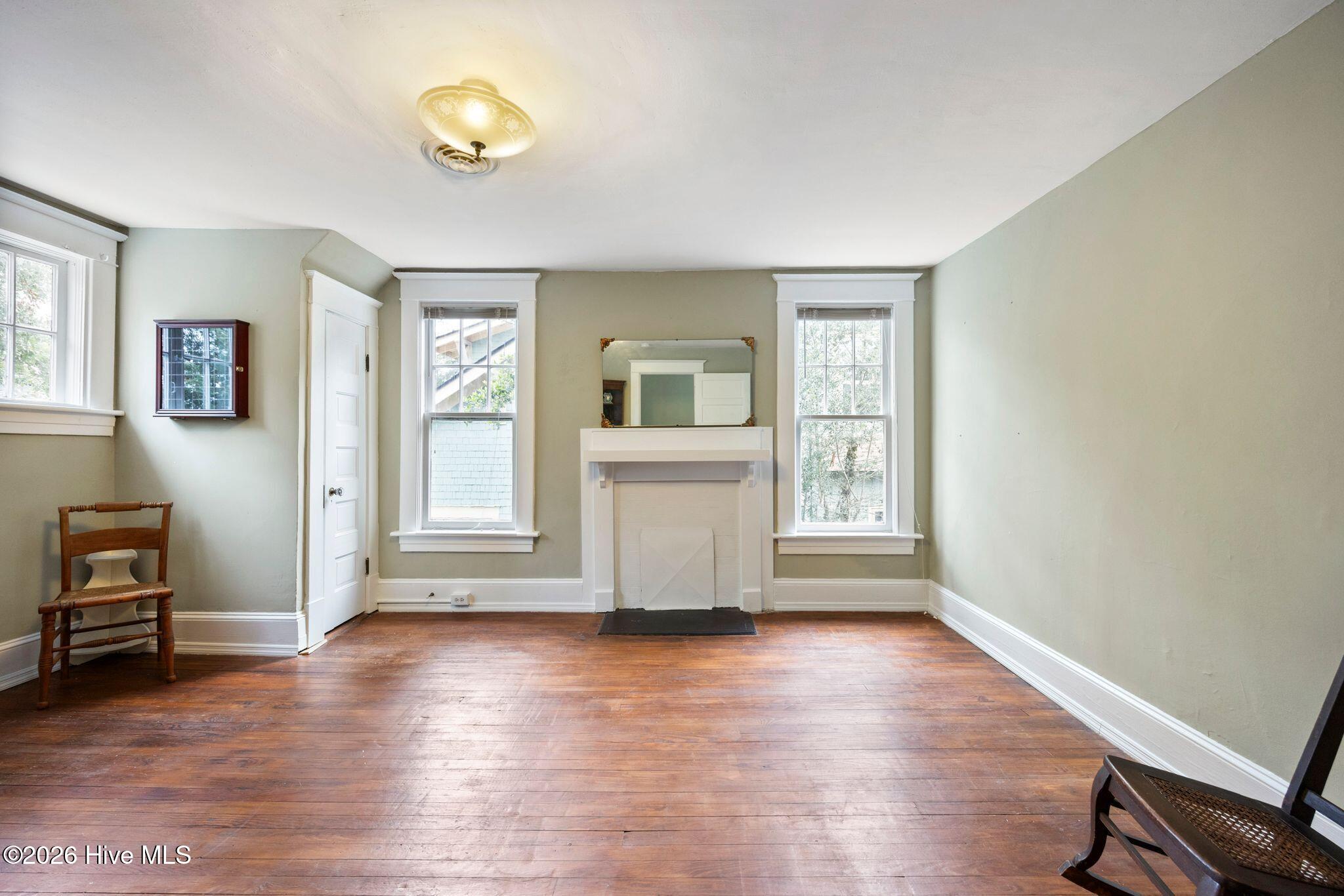 1811 Grace Street Property Photo 36