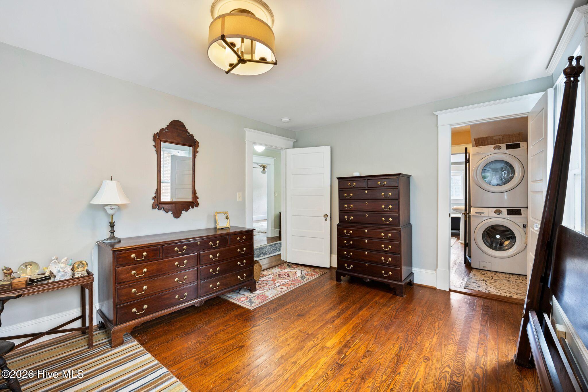 1811 Grace Street Property Photo 38