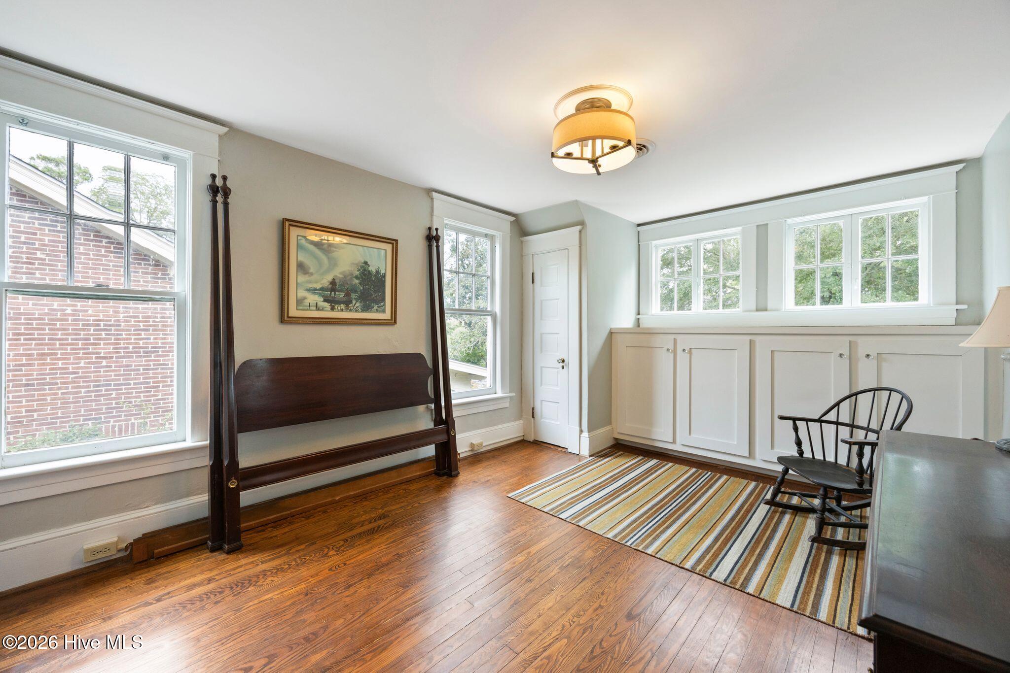 1811 Grace Street Property Photo 39
