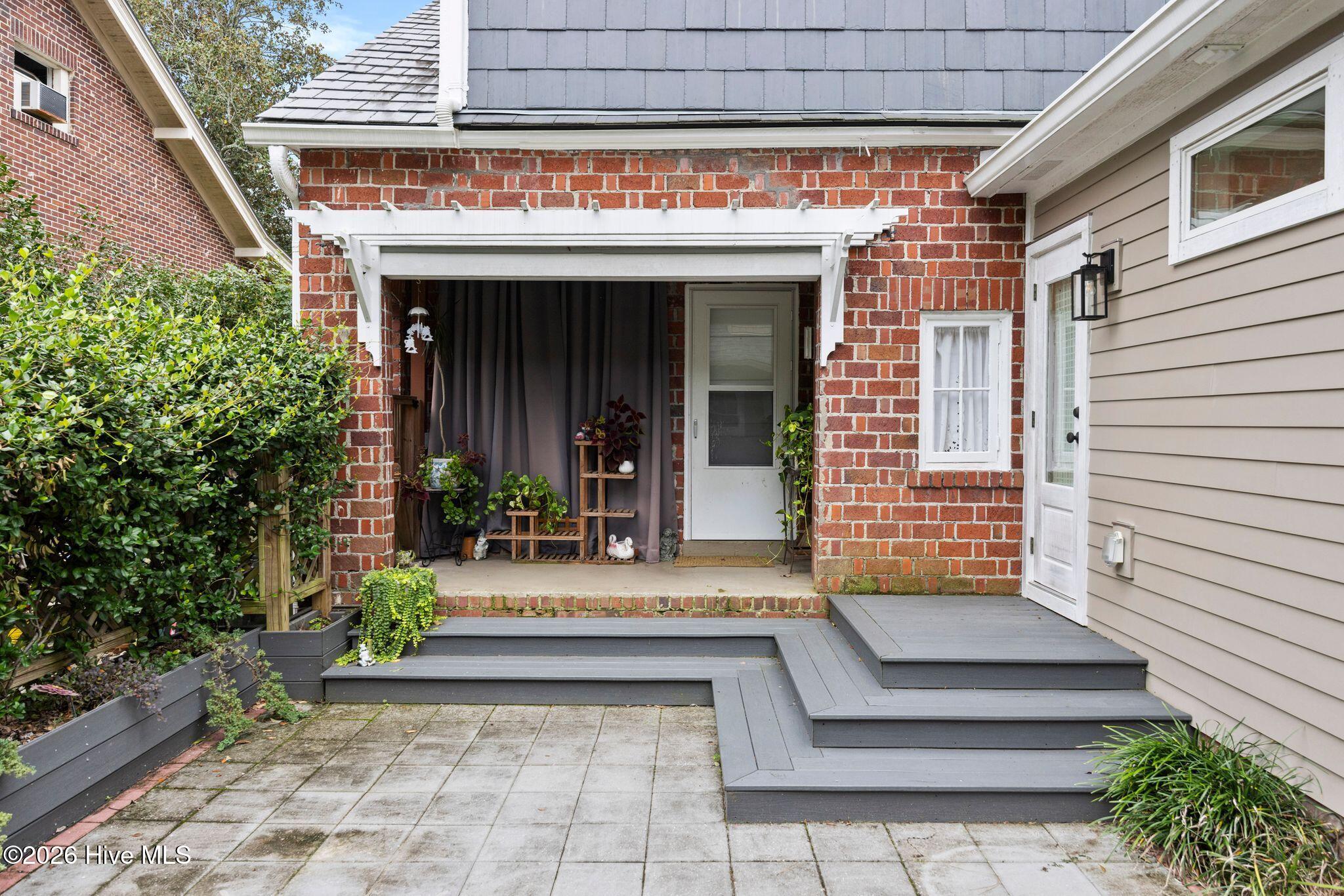 1811 Grace Street Property Photo 50