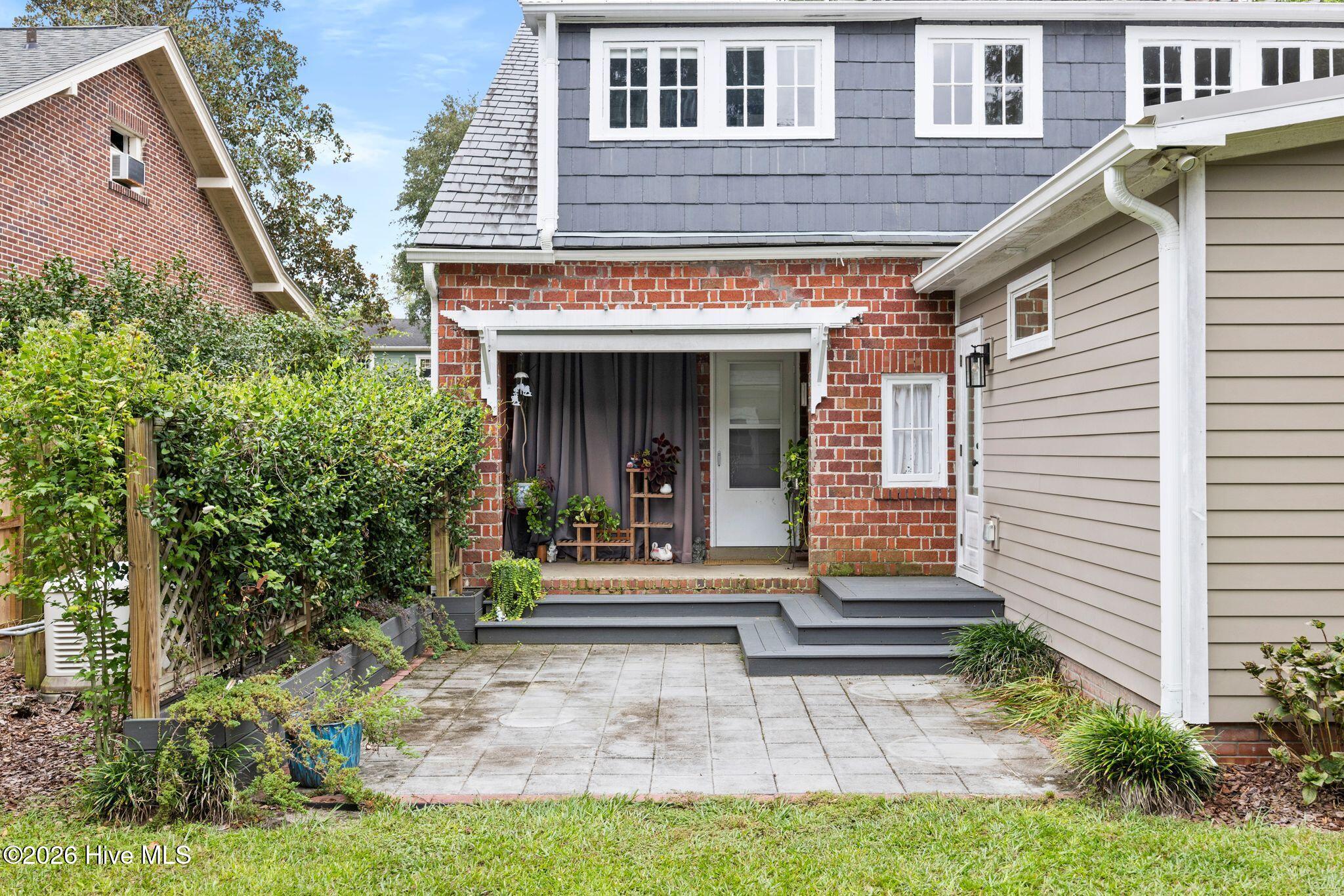 1811 Grace Street Property Photo 53
