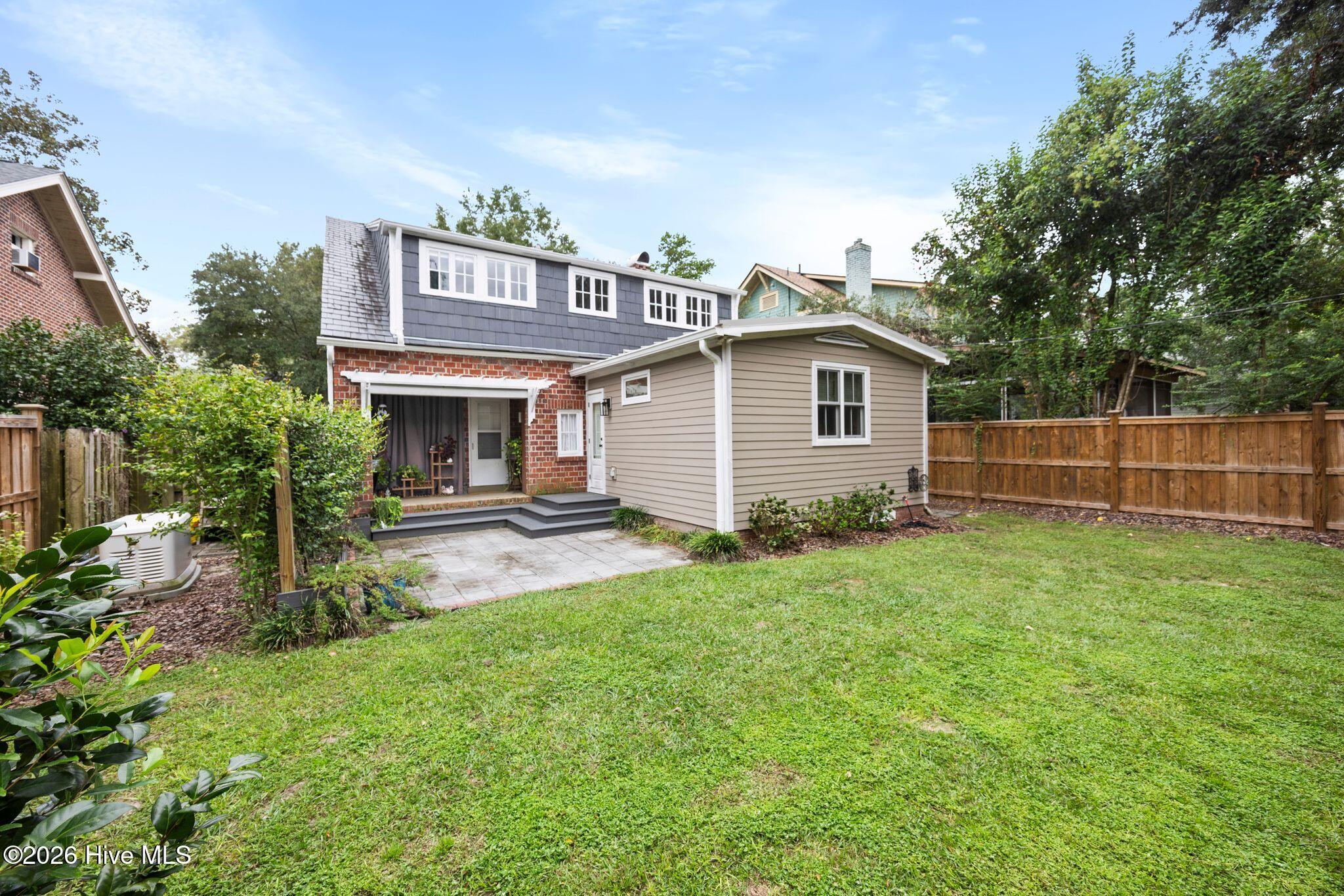 1811 Grace Street Property Photo 54