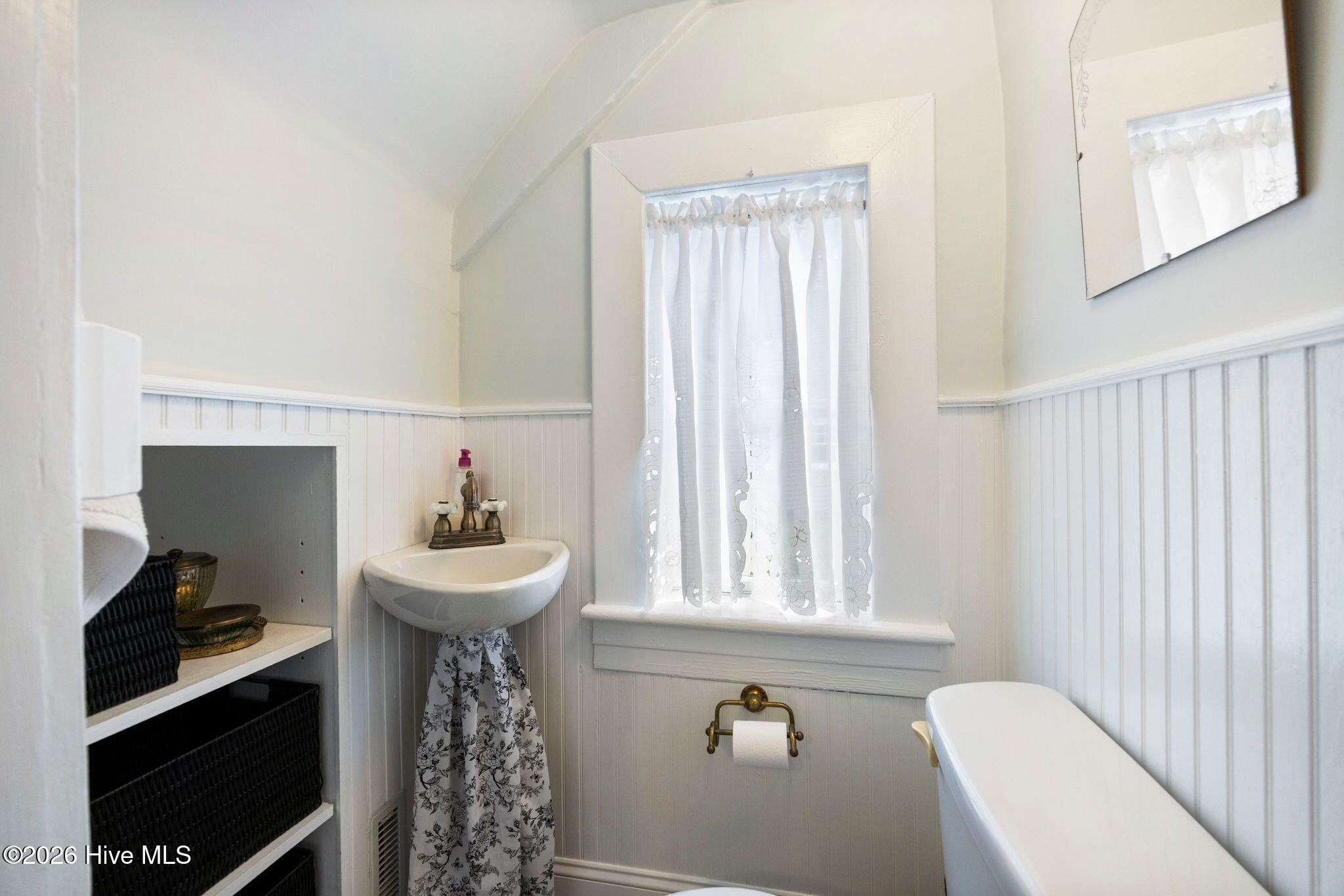 1811 Grace Street Property Photo 68