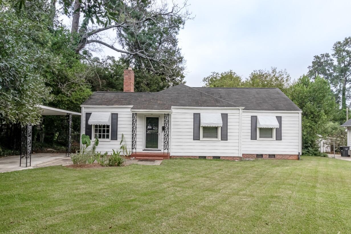 1716 King Woods Drive Property Photo 1