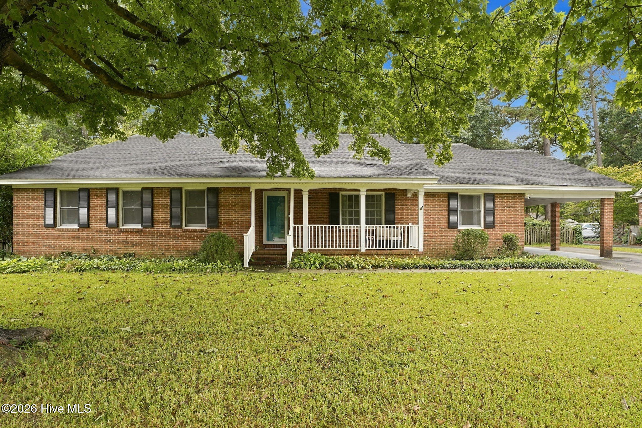 1115 Peachtree Road Nw Property Photo 1