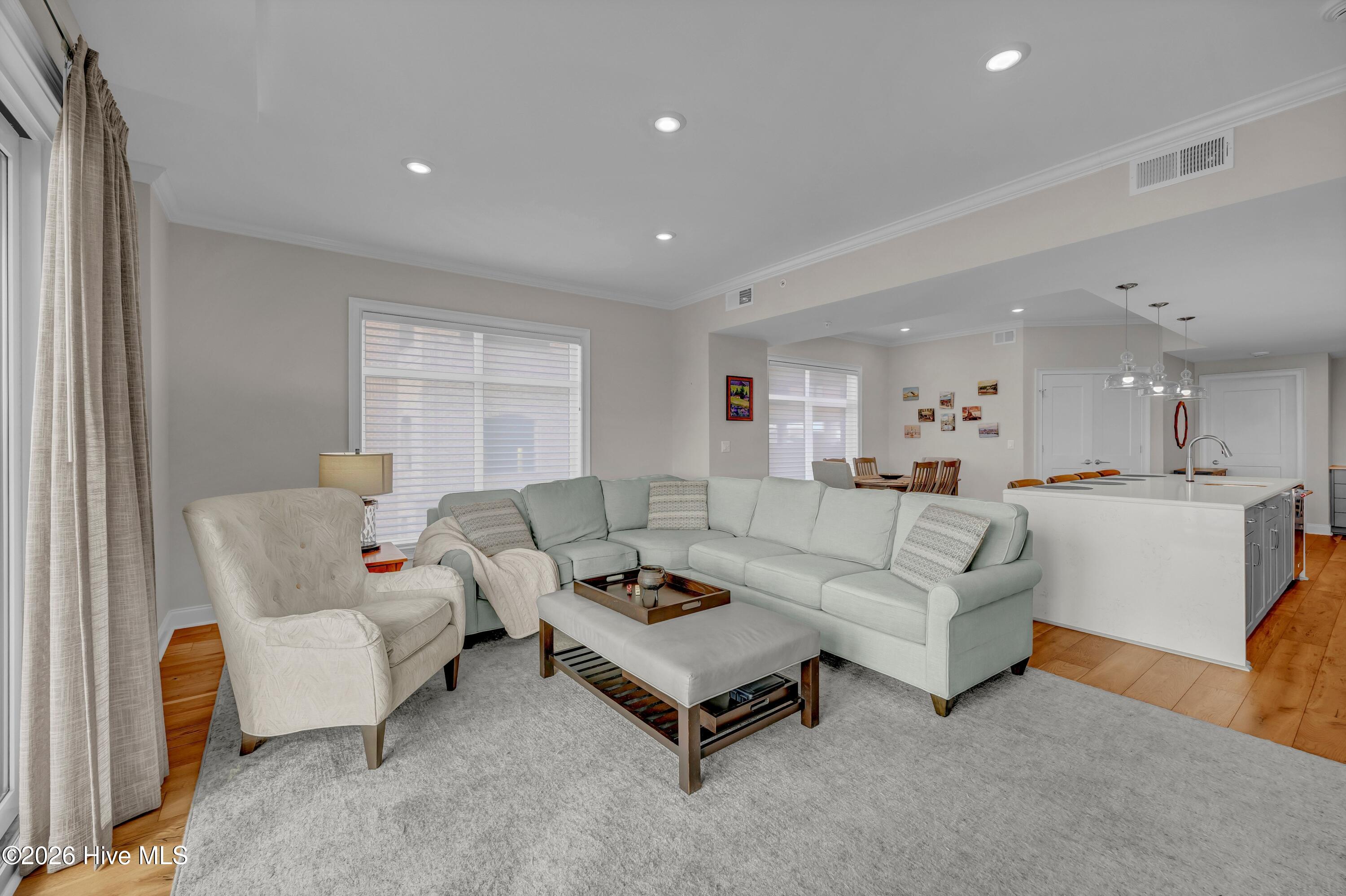 240 N Water Street 651 Property Photo 12